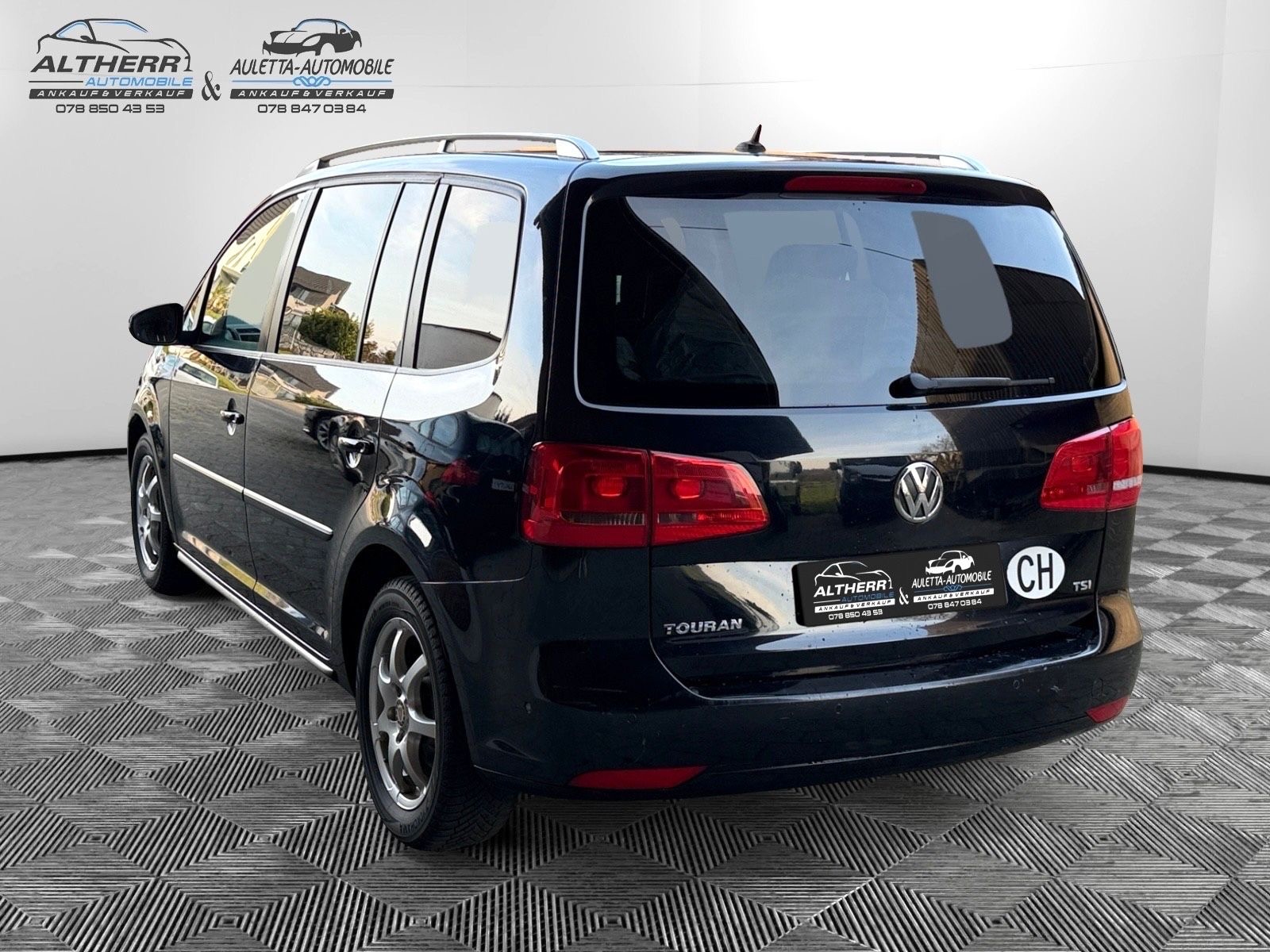 VW Touran 1.4 TSI Highline-image-3