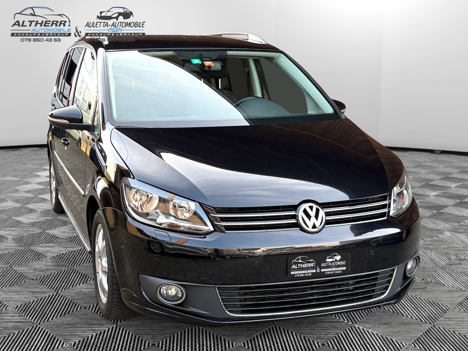 VW Touran 1.4 TSI Highline-image-2