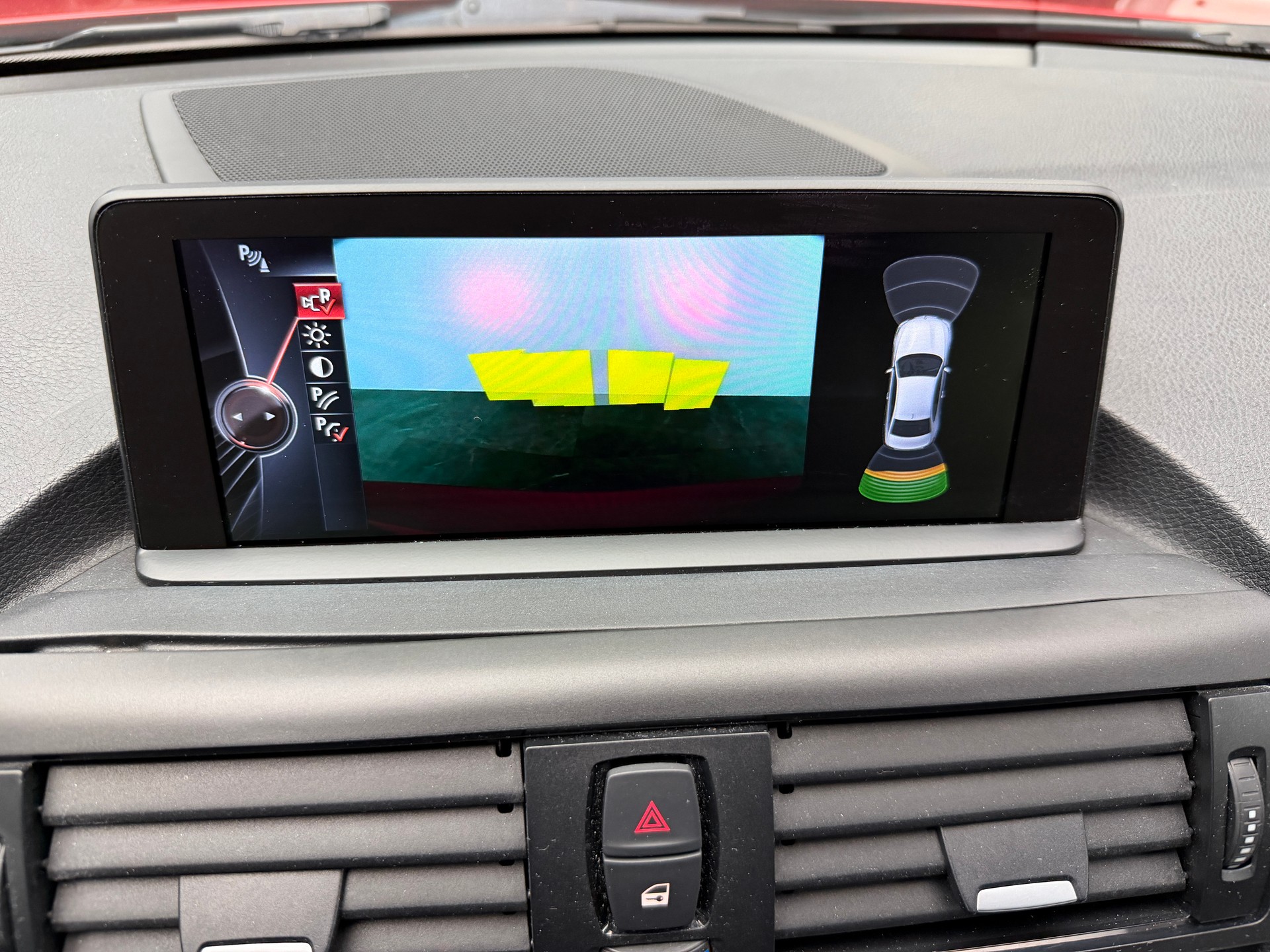 BMW M235i Performance 326PS MELBOURN RED Steptronic / Komfortzugang / Leder / RF-Kamera / Harman/Kardon Soundsystem / M-Sportauspuff-image-12