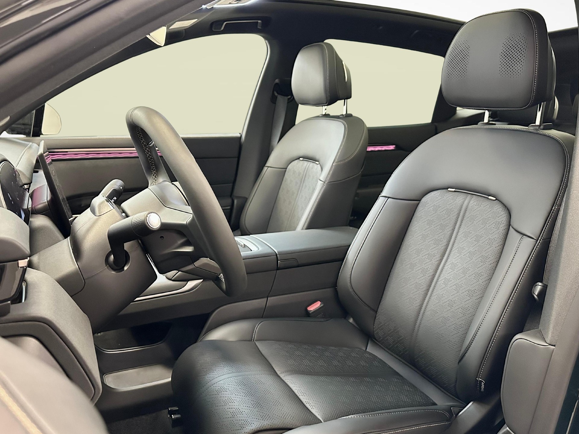 ZEEKR 7X Privilege AWD-image-4
