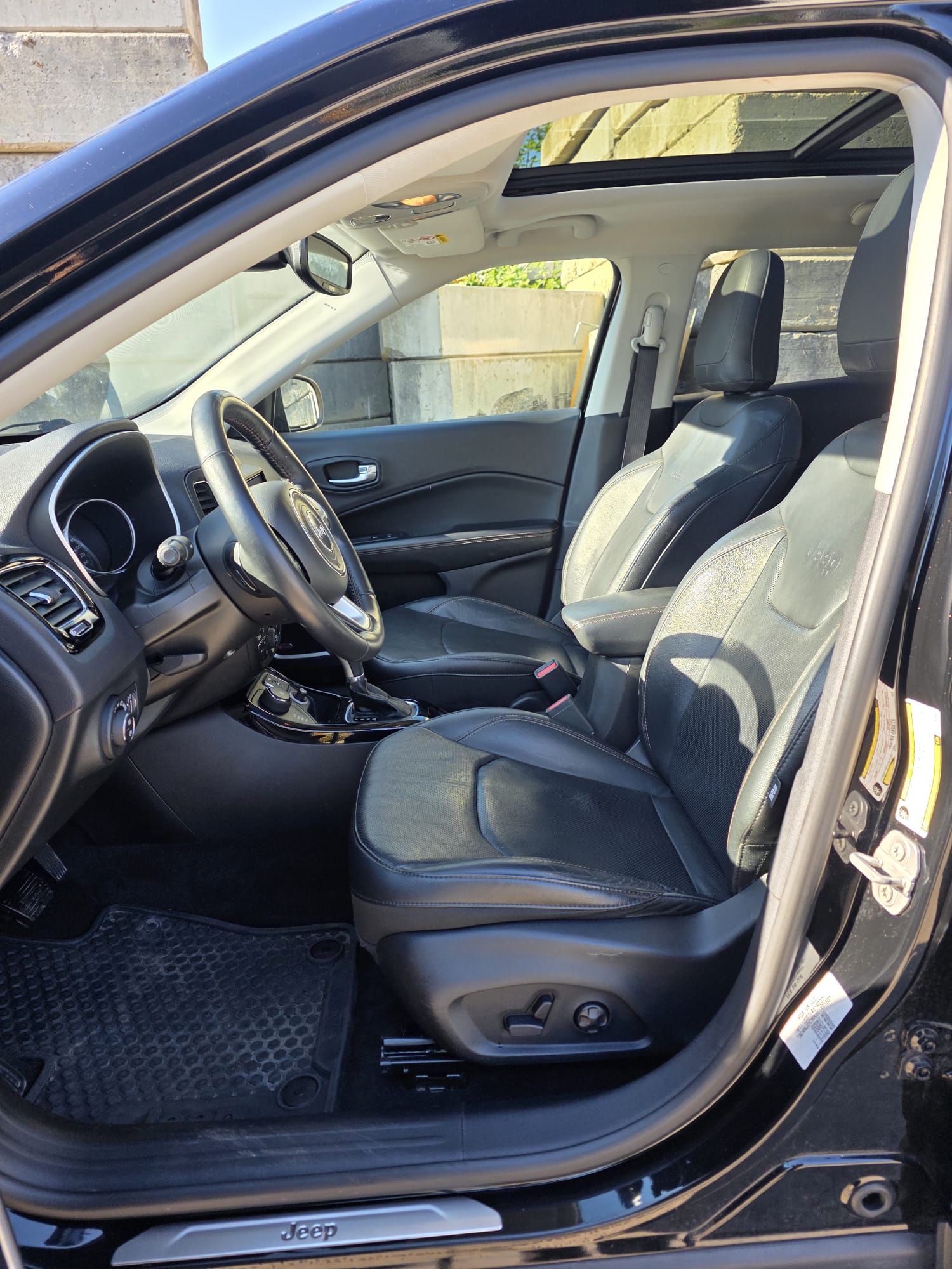 JEEP Compass 1.4 Turbo Limited AWD 9ATX-image-6
