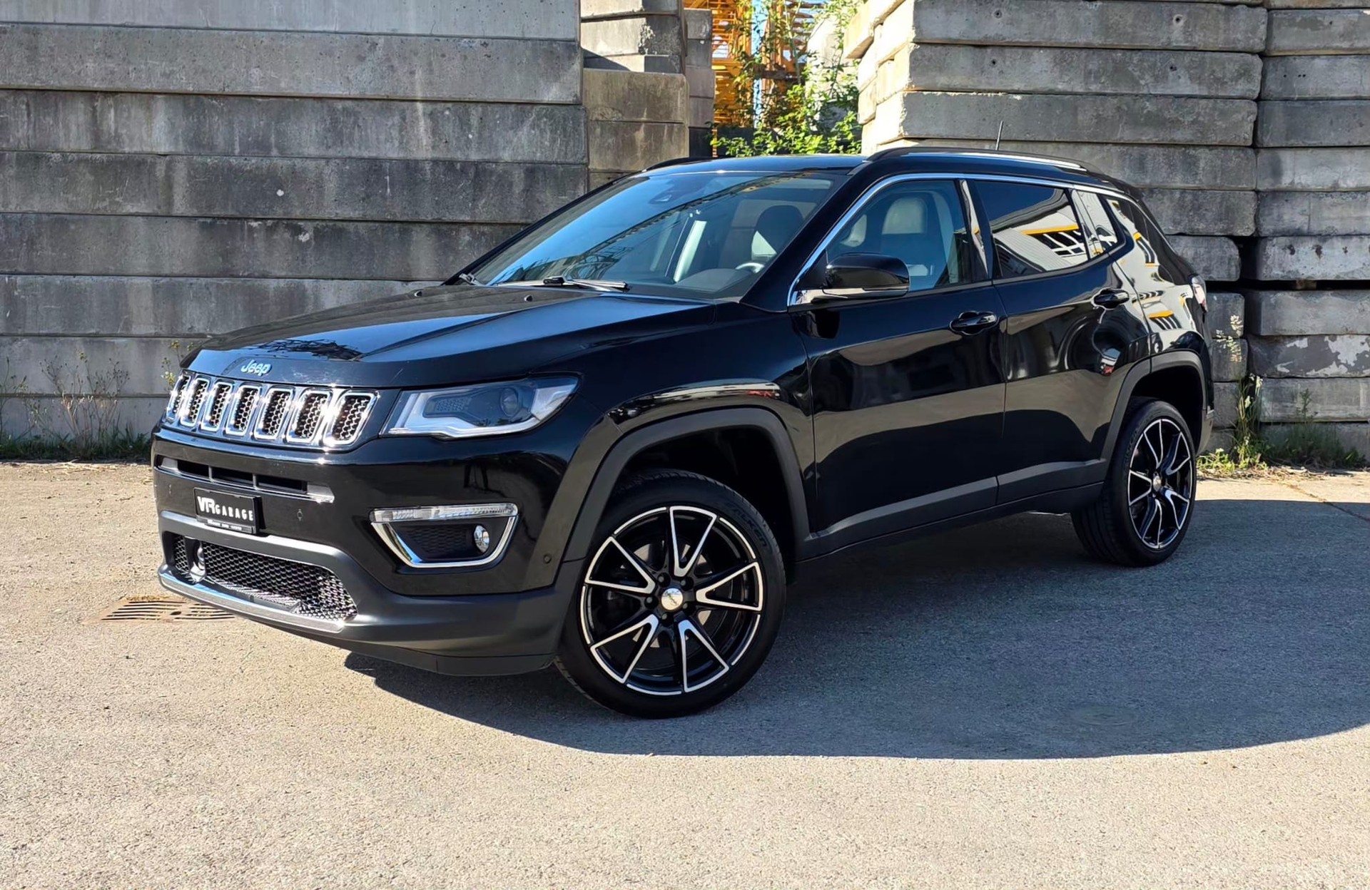 JEEP Compass 1.4 Turbo Limited AWD 9ATX-image-0