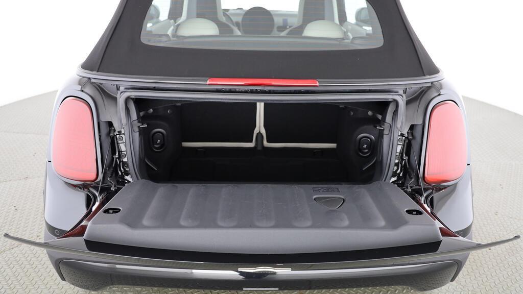 MINI Cooper S Cabrio-image-18