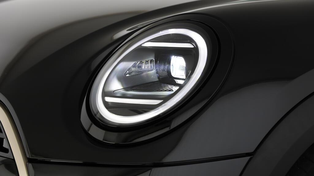 MINI Cooper S Cabrio-image-14