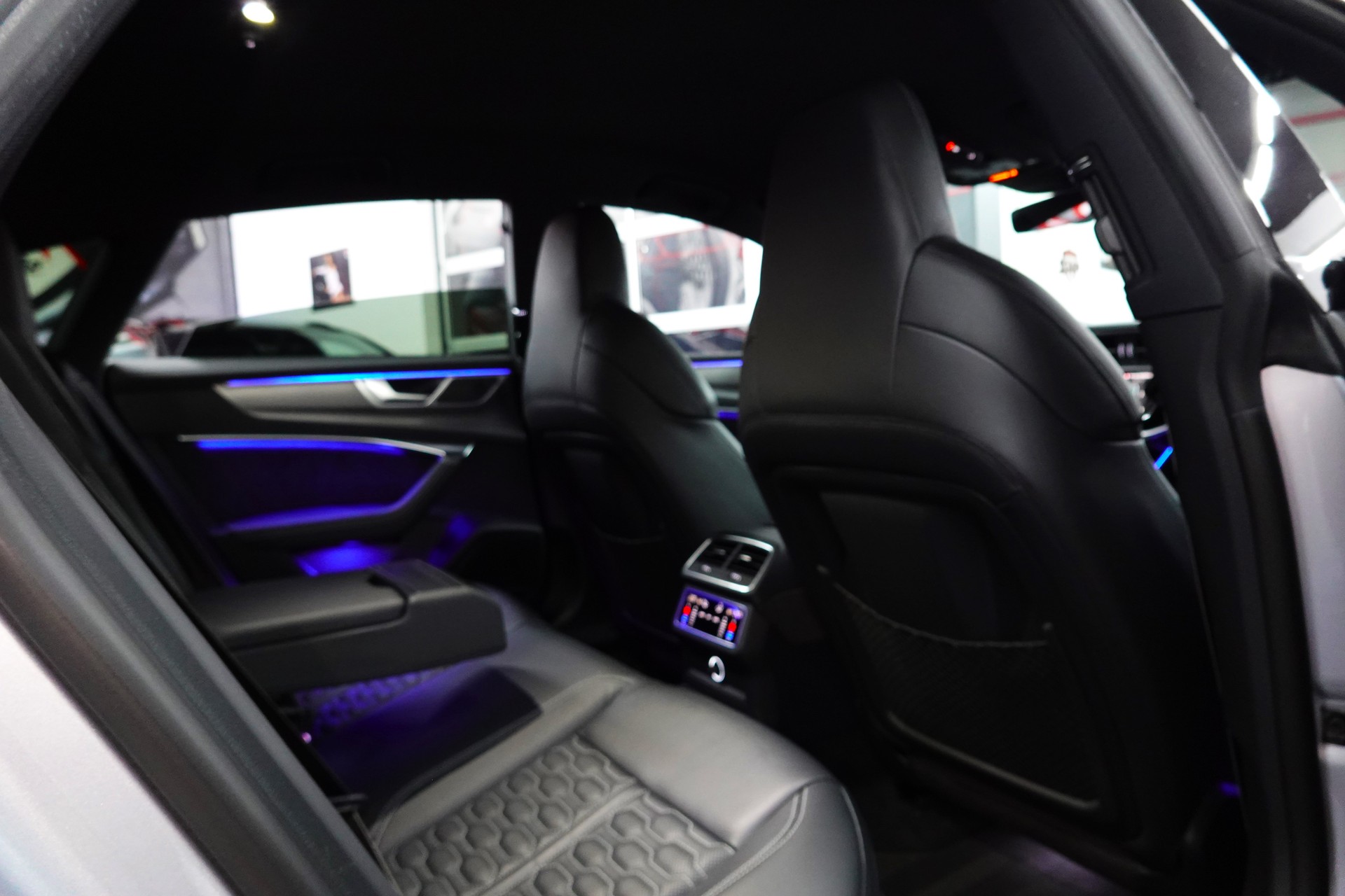 AUDI RS7 SPORTBACK MHEV 600PS TRAUM LIMO CARBON // BC-FORGED 22" // APR-image-44