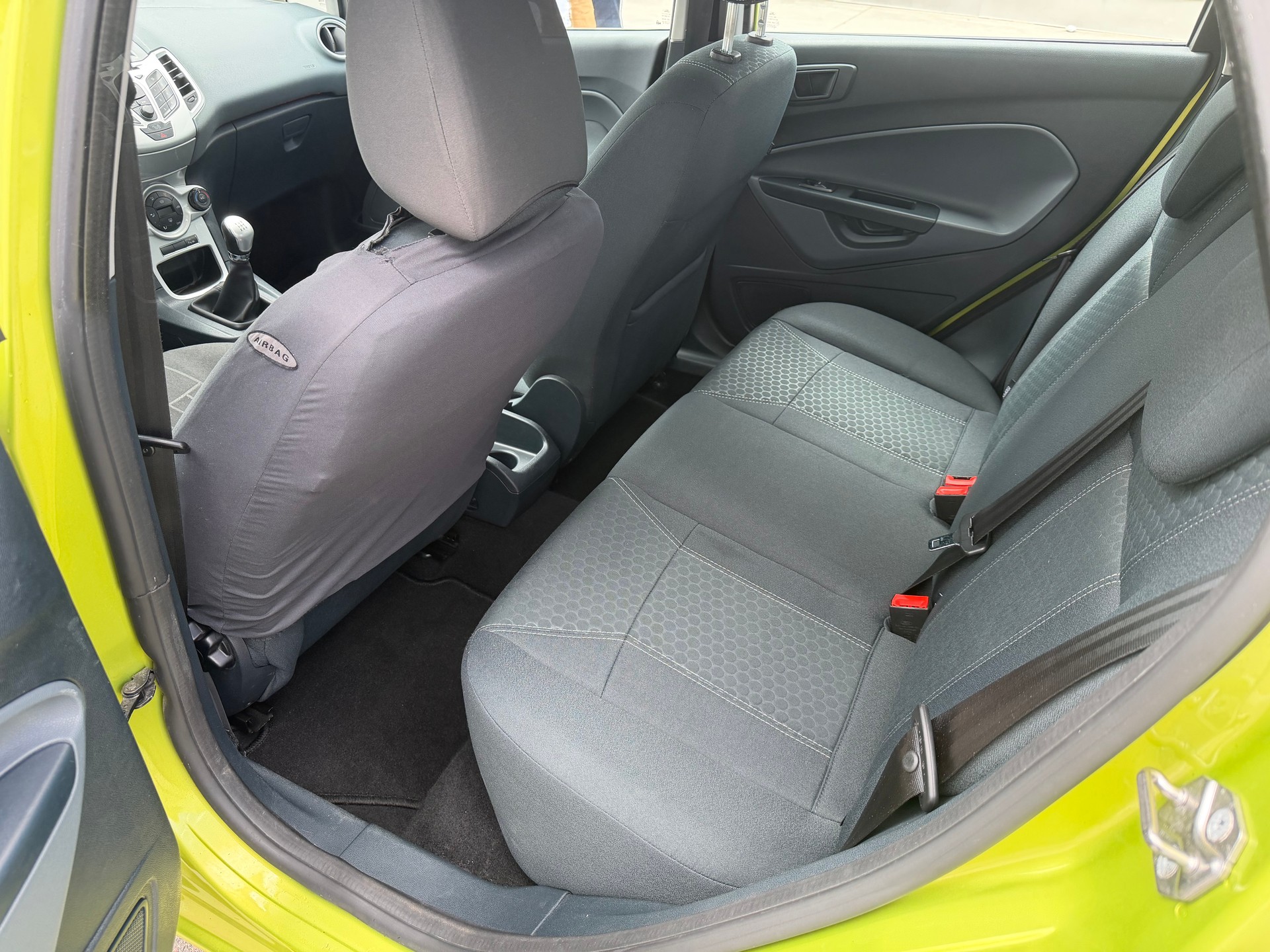 FORD Fiesta 1.4 16V Trend-image-12
