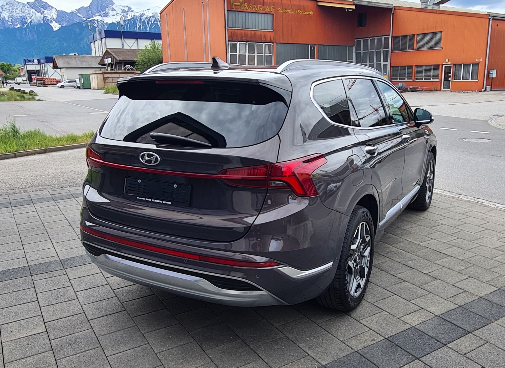 HYUNDAI Santa Fe 1.6 T-GDi PHEV Vertex 4WD Automatic-image-4