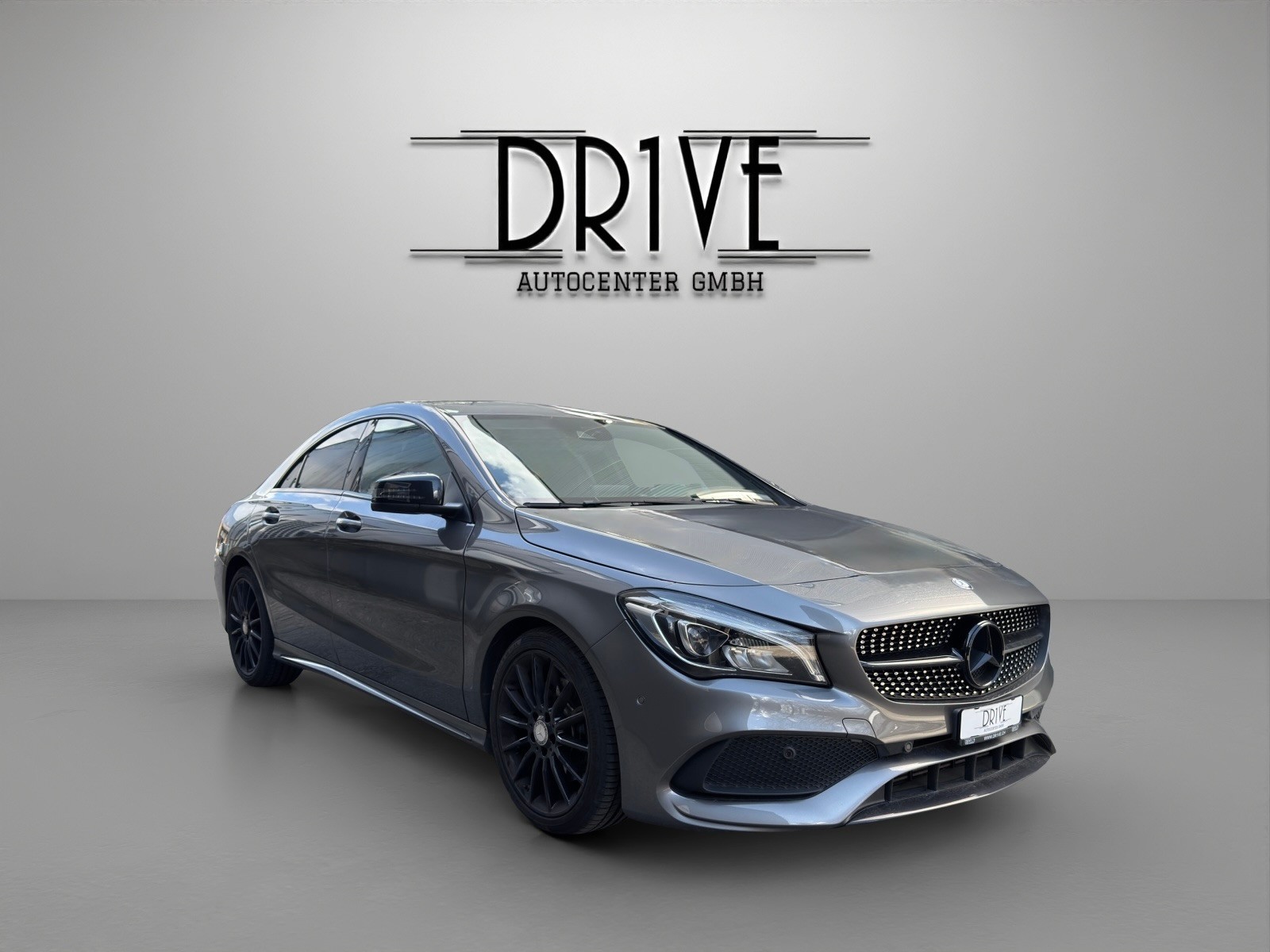 MERCEDES-BENZ CLA 220 d AMG Line 4Matic 7G-DCT-image-2