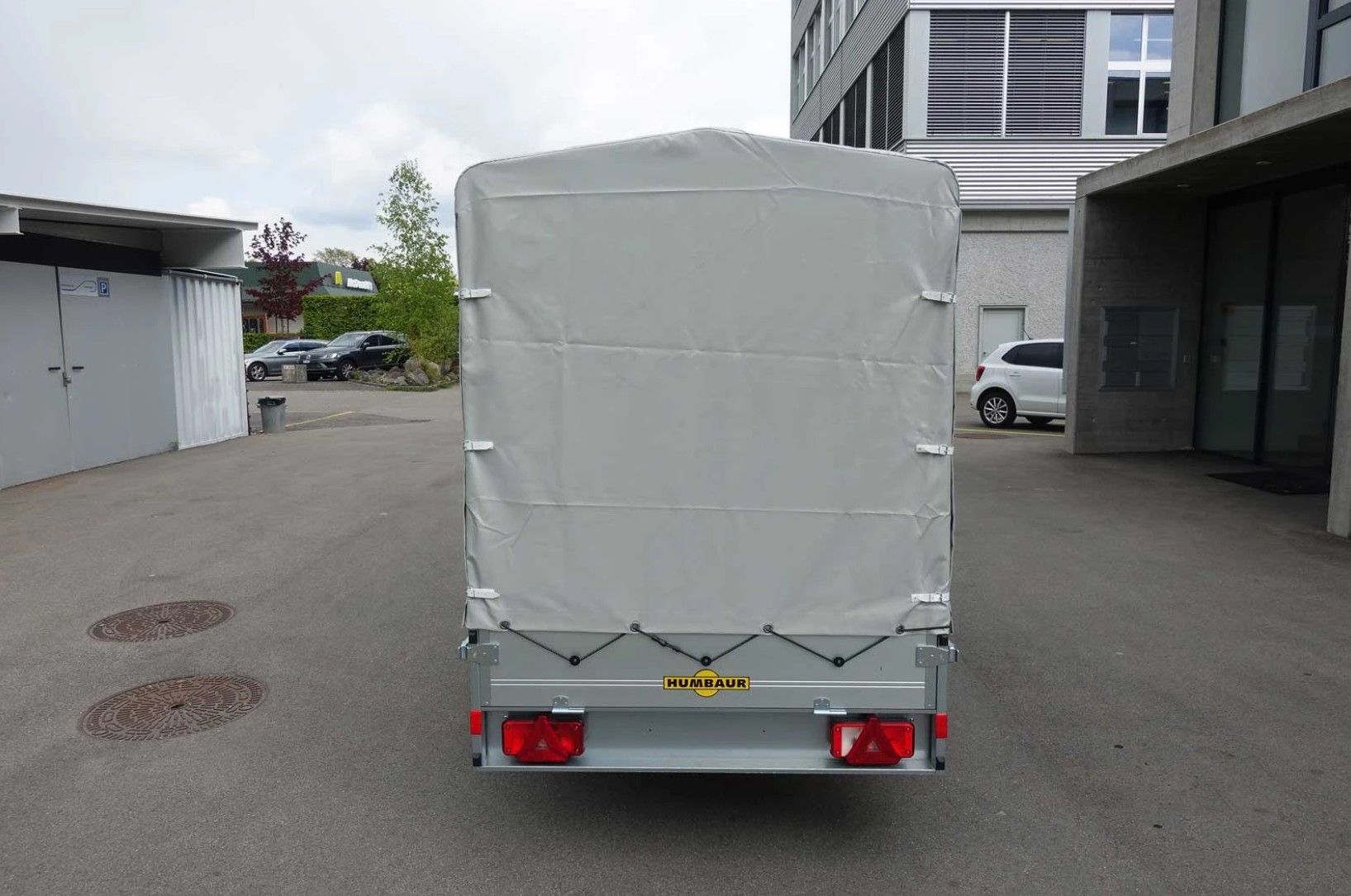 HUMBAUR Startrailer H752513-showroom-element-3