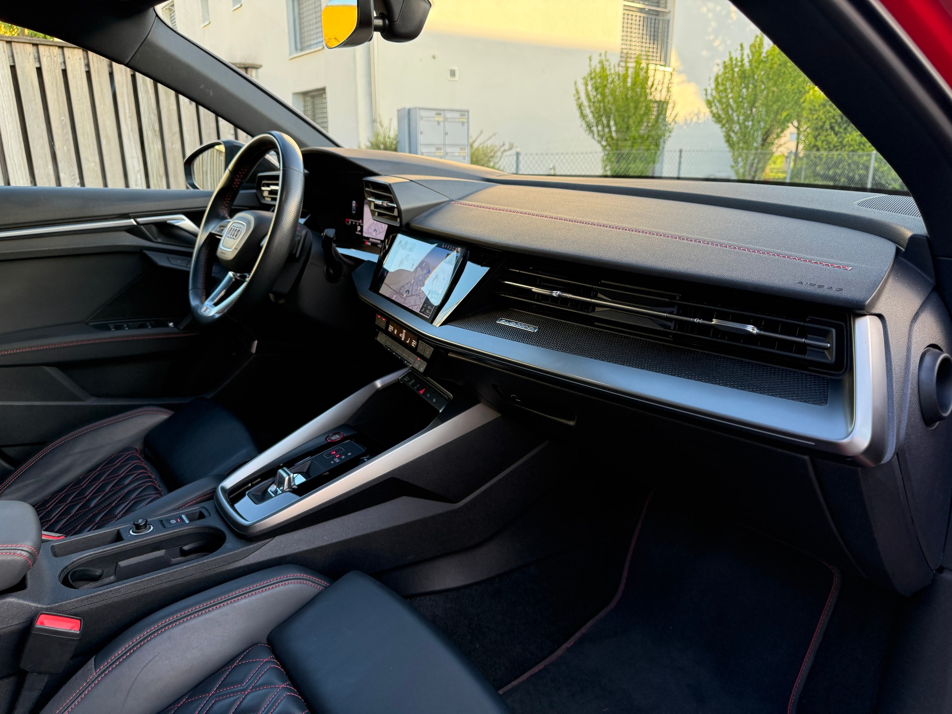 AUDI S3 LIMOUSINE 2.0 TFSI QUATTRO S-TRONIC*VOLLAUSSTATTUNG*TIEFERLEFUNG*EL. PANORAMA-GLASSCHIEBEDACH*-image-14