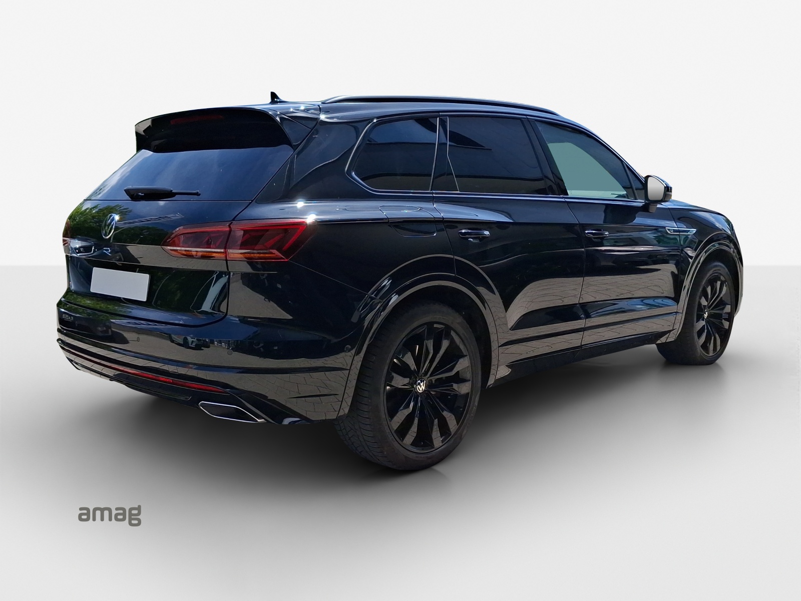 VW Touareg 3.0 TSI eHybrid R Tiptronic-image-4