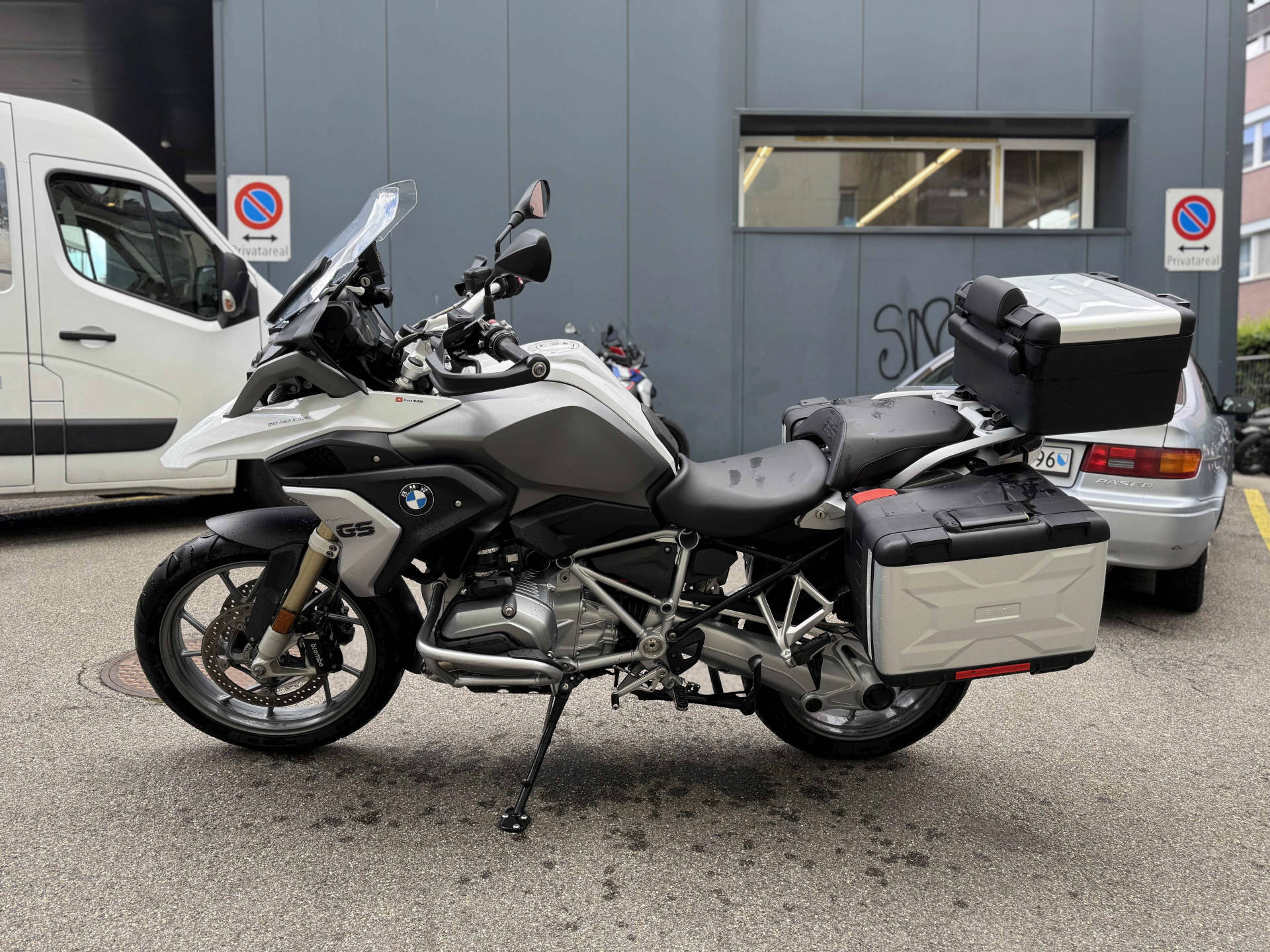 BMW R 1200 GS-showroom-element-1
