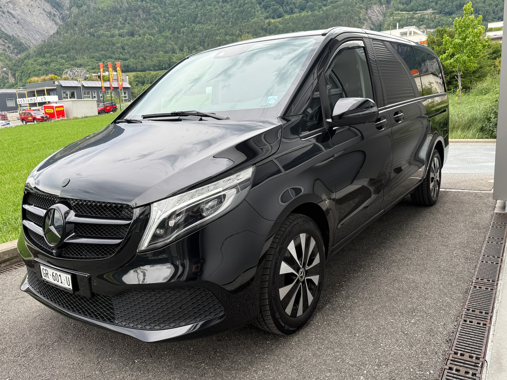 MERCEDES-BENZ V 250 d lang Exclusive 4Matic 9G-Tronic-image-3