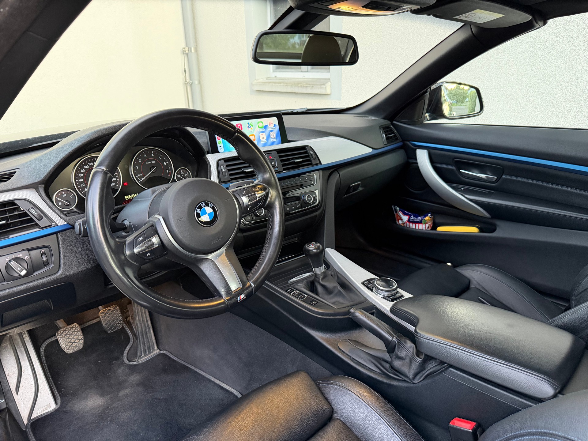 BMW 428i Cabrio M-Paket, 19 Zoll LM, sehr gepflegt-image-2