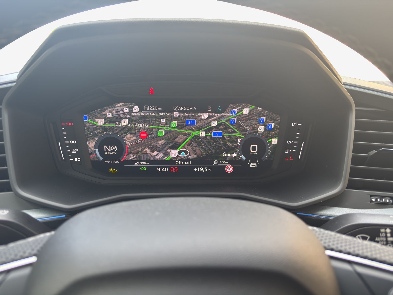 AUDI A1 Sportback 30 TFSI S Line S-tronic-image-14
