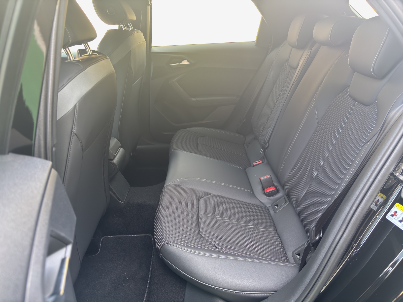 AUDI A1 Sportback 30 TFSI S Line S-tronic-image-11
