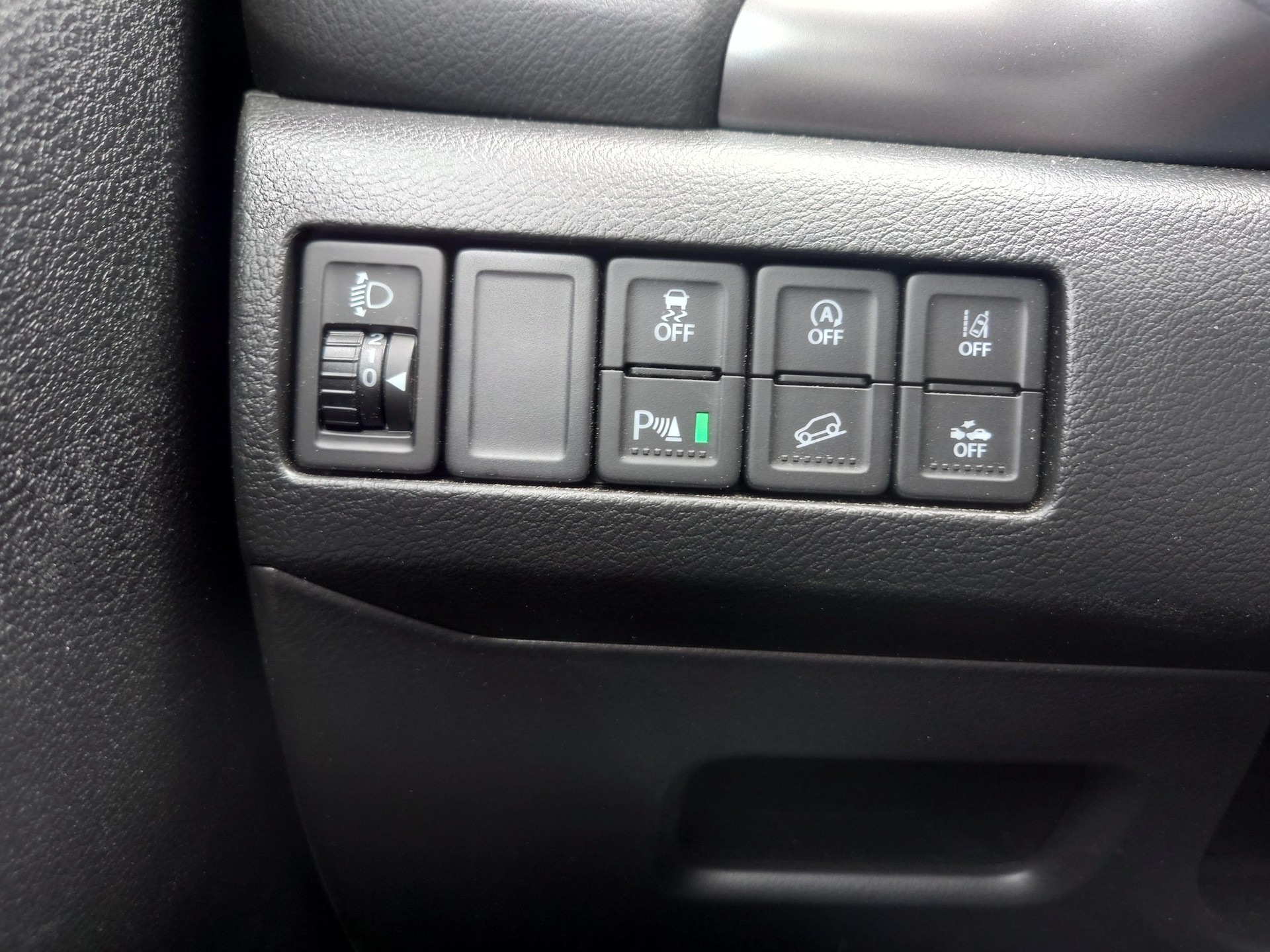 SUZUKI Vitara 1.4 T Compact+ Hybrid 4x4-image-7