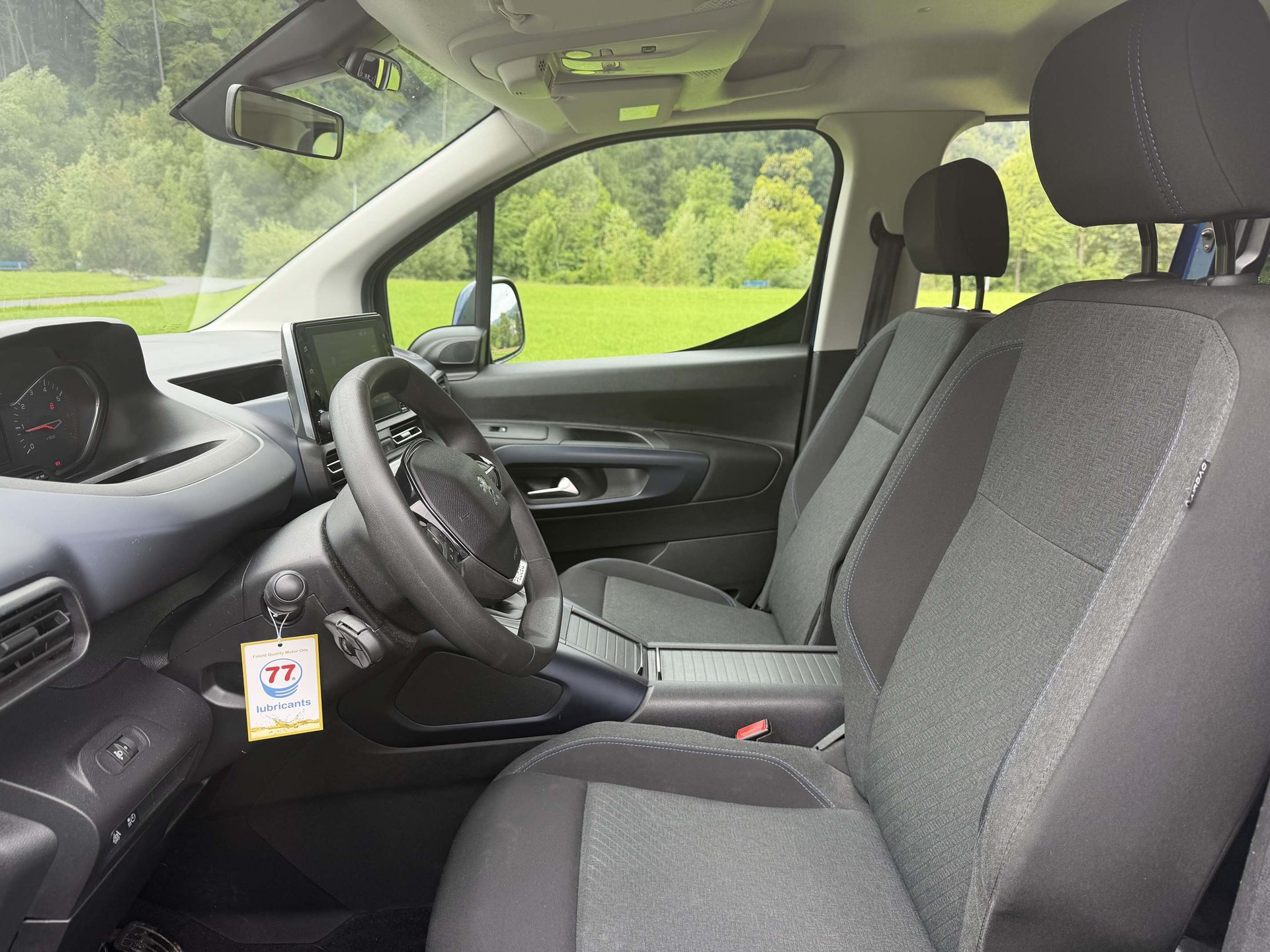 PEUGEOT Rifter Long 1.5 BlueHDi 100 Allure-image-11
