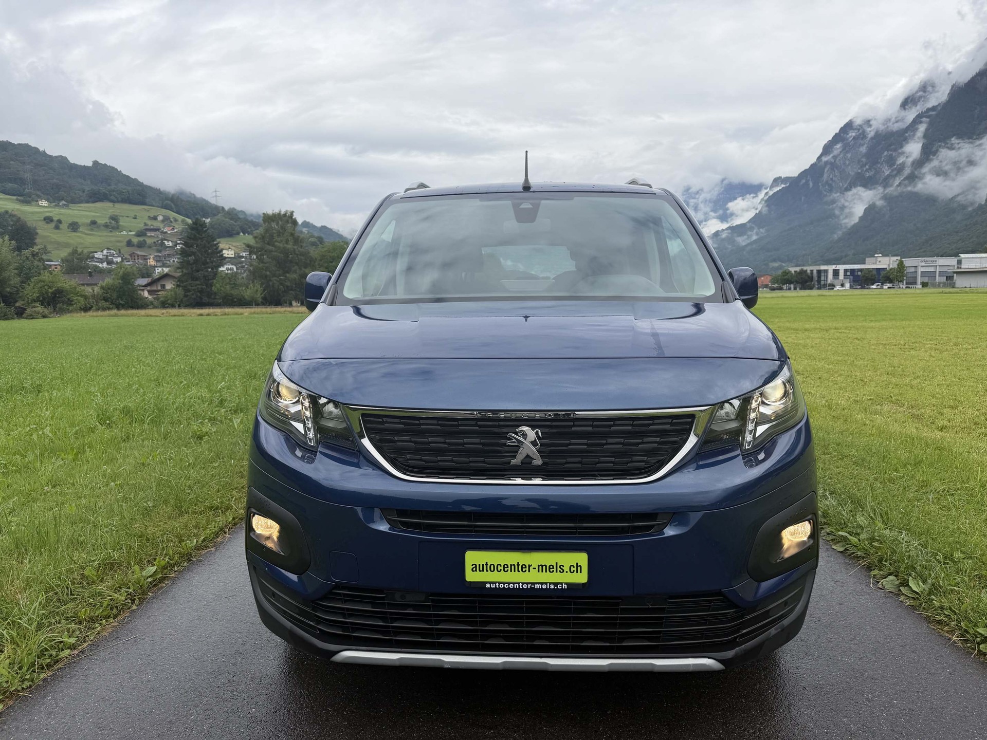 PEUGEOT Rifter Long 1.5 BlueHDi 100 Allure-image-2