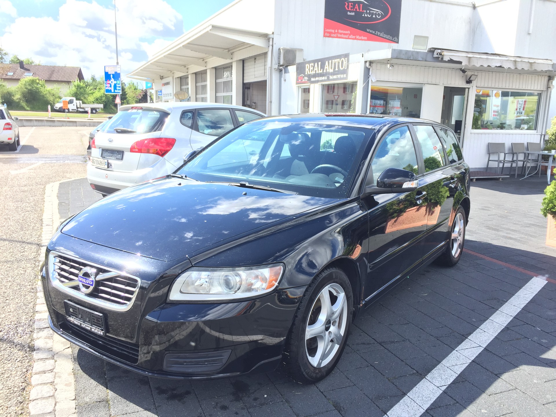 VOLVO V50 DRIVe Start/Stop Momentum-image-2