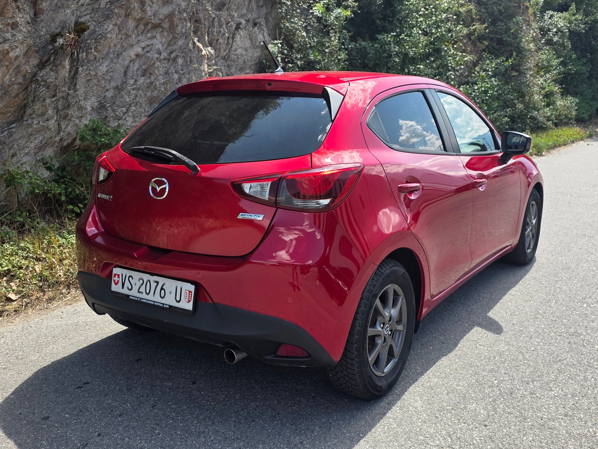 MAZDA 2 1.5i 16V Skyactiv-G Revolution-image-3
