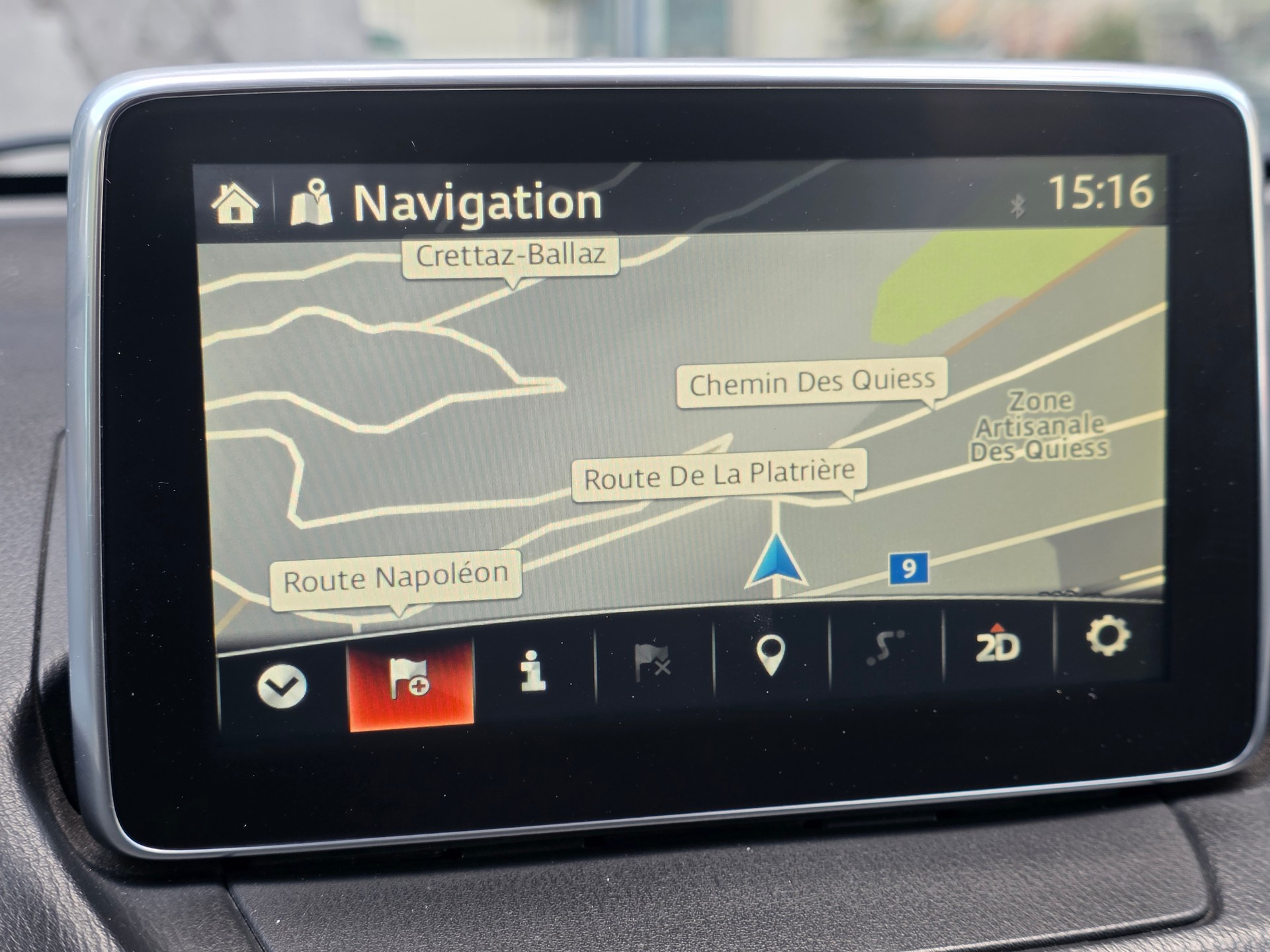 MAZDA 2 1.5i 16V Skyactiv-G Revolution-image-13