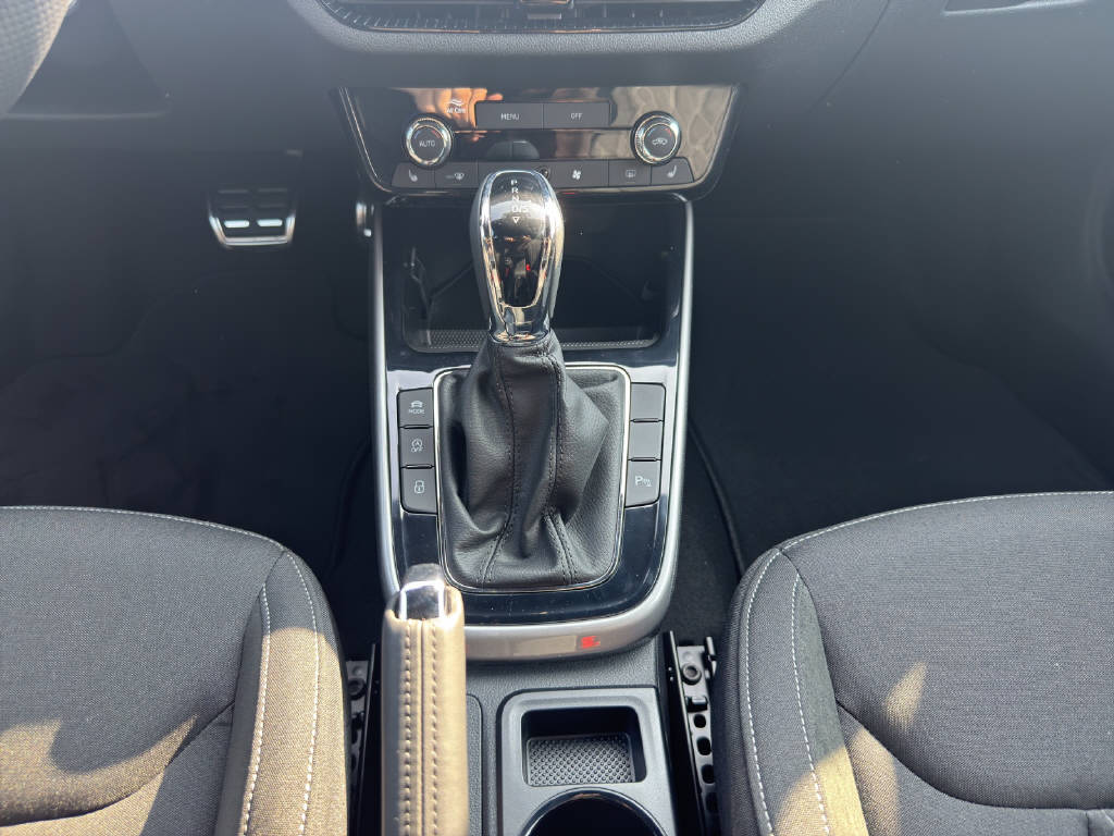 SKODA Fabia 1.5 TSI Dynamic DSG-image-11