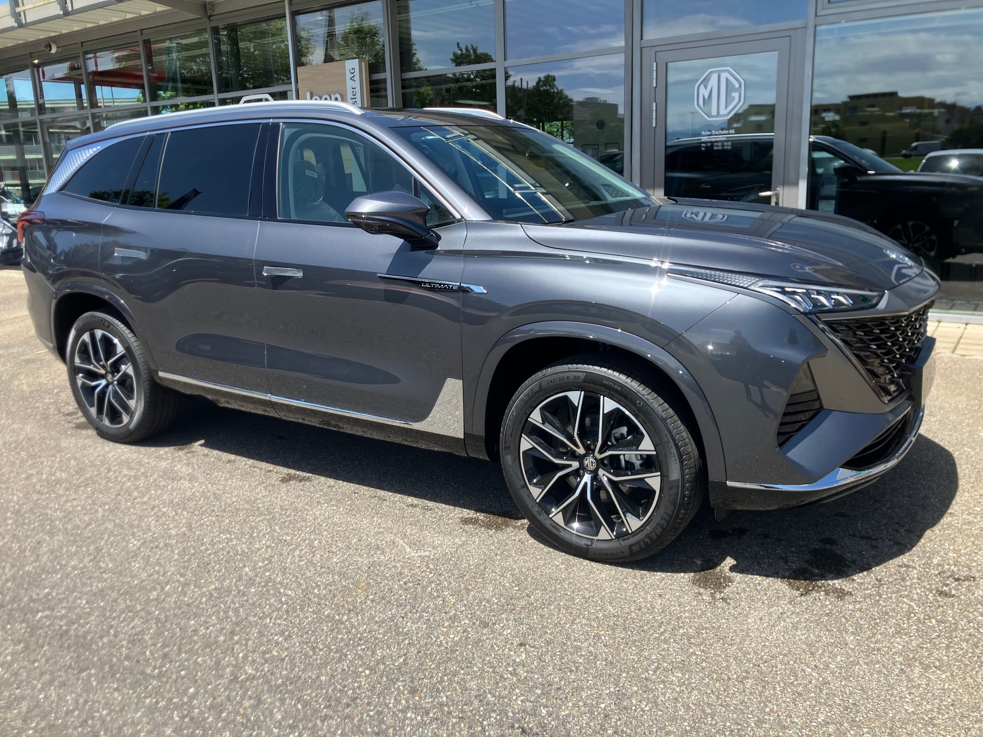 MG S9 1.5 T PHEV Premium-image-1