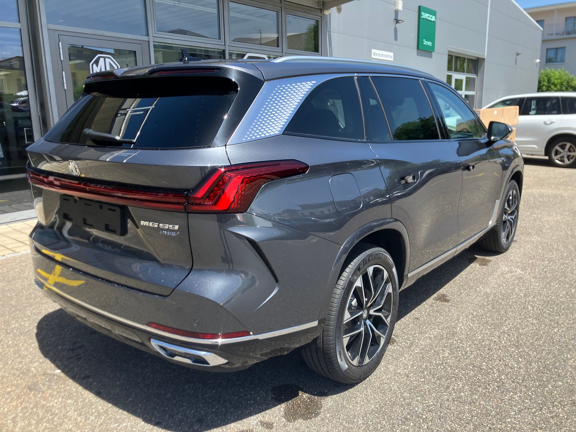 MG S9 1.5 T PHEV Premium-image-3