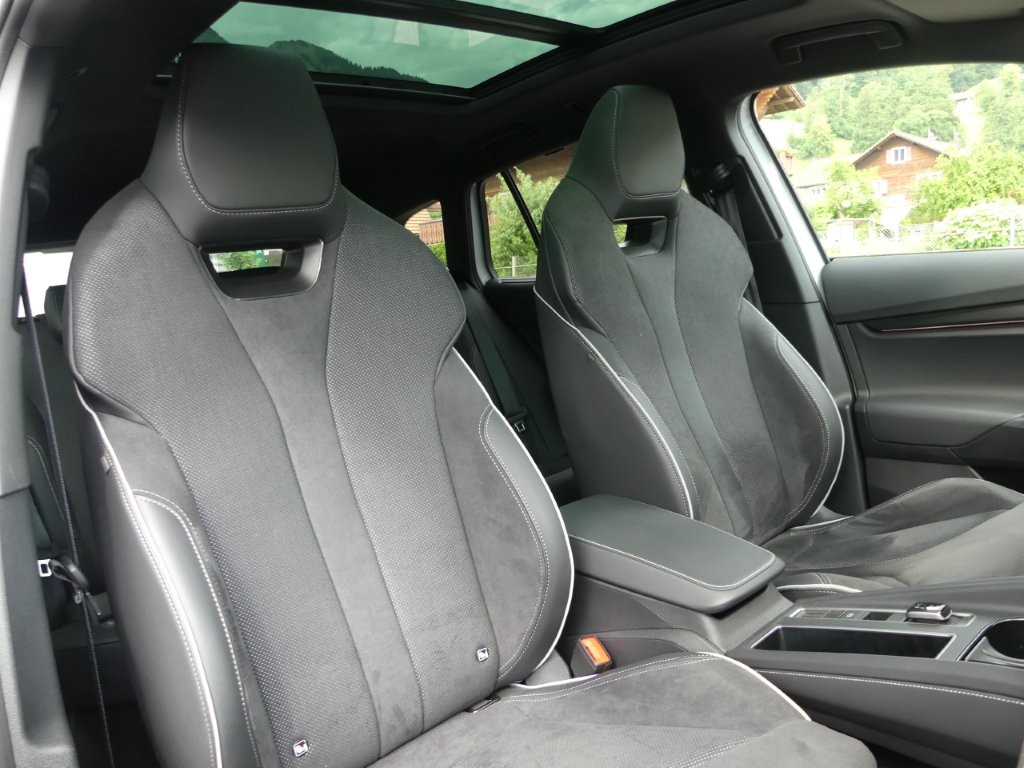 SKODA Enyaq 85x Sportline 4x4-image-10