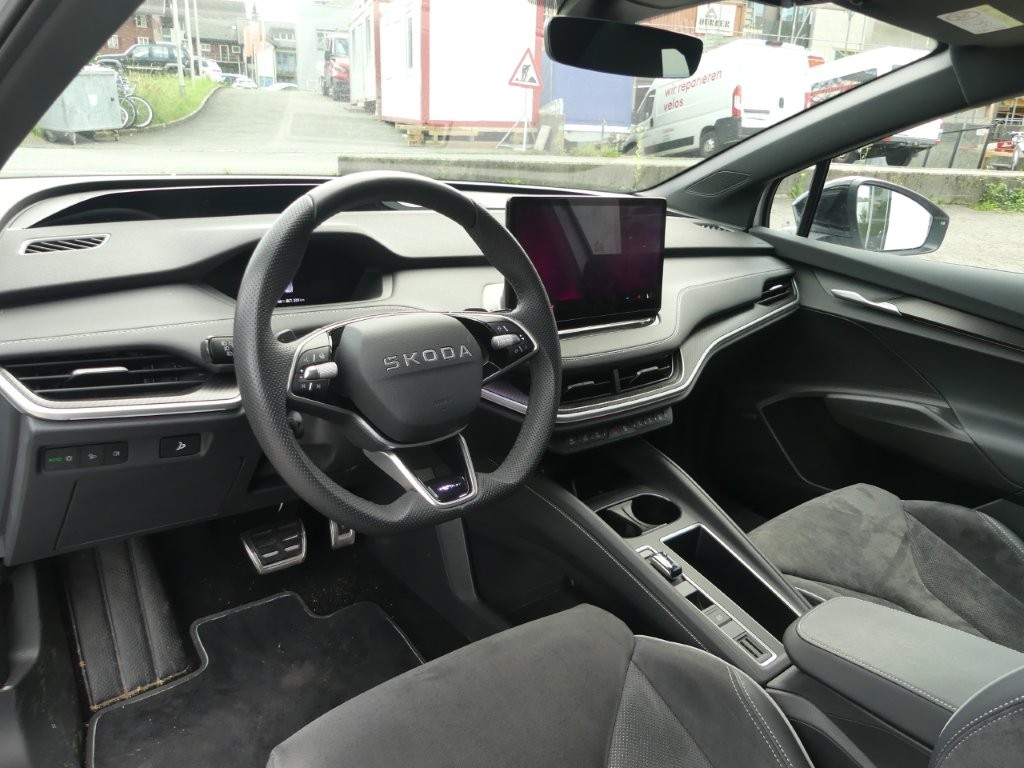 SKODA Enyaq 85x Sportline 4x4-image-6