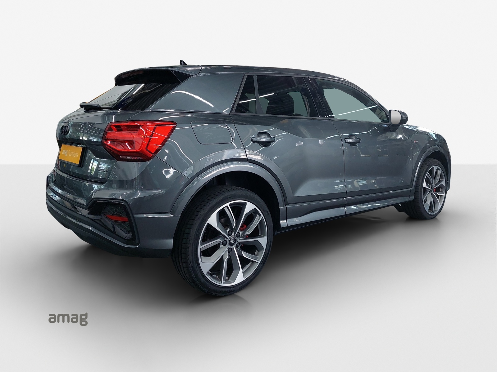 AUDI Q2 40 TFSI S line Attraction quattro S-tronic-image-3