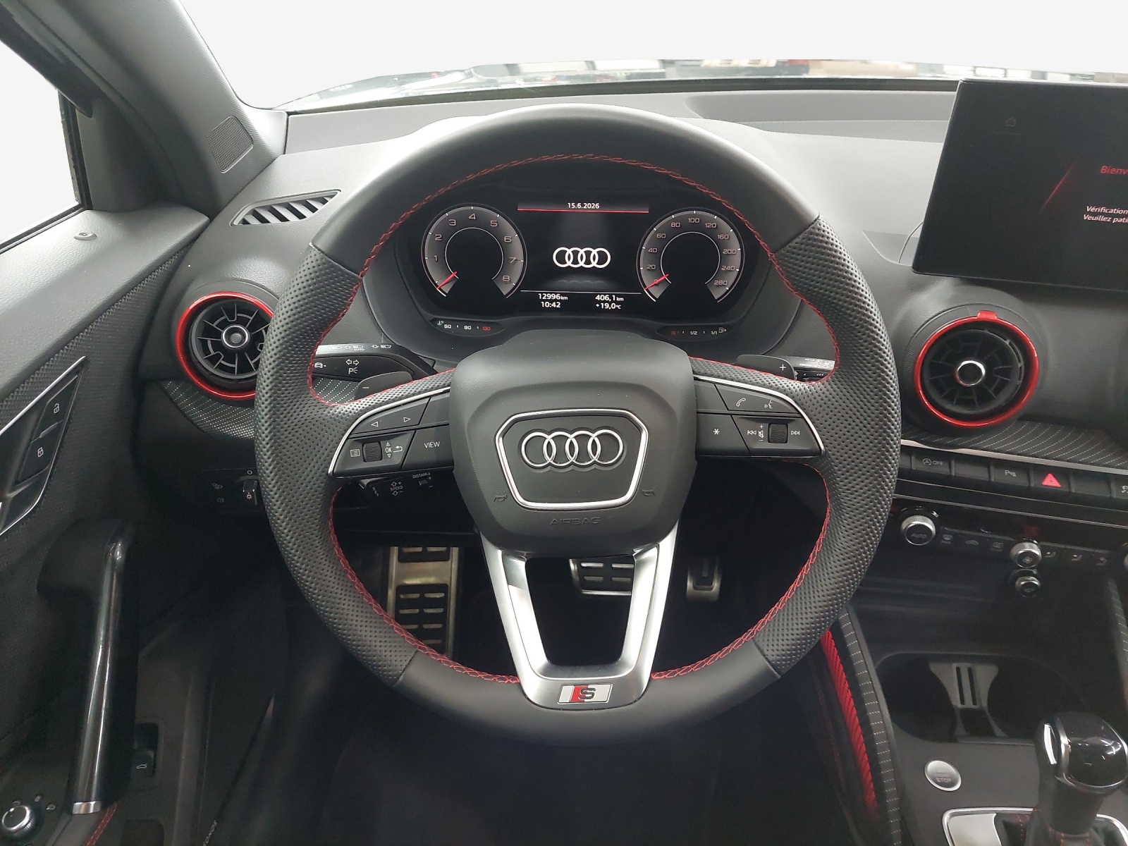 AUDI Q2 40 TFSI S line Attraction quattro S-tronic-image-9