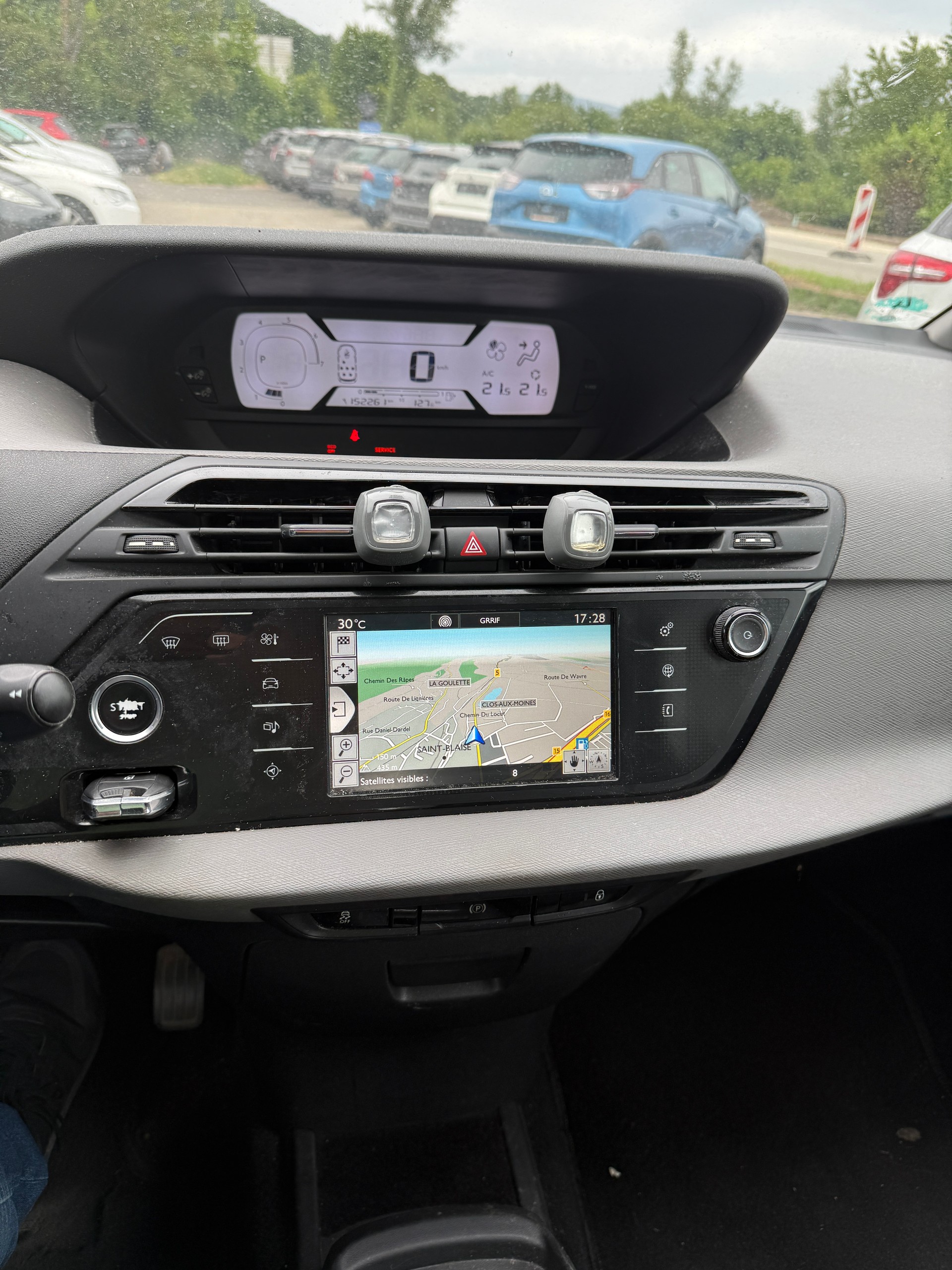 CITROEN Grand C4 Picasso 1.6 BlueHDi Séduction EAT6-image-11