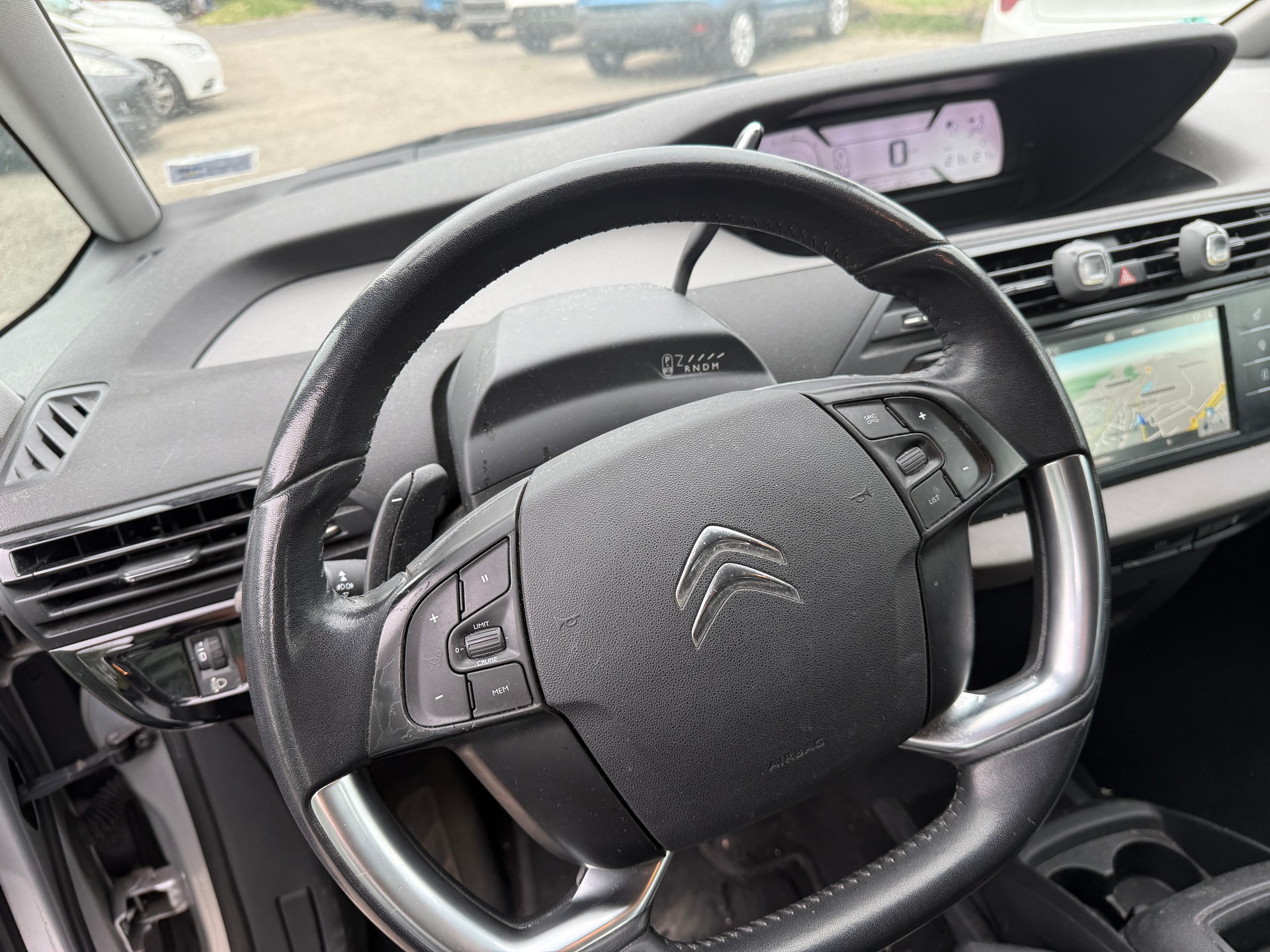 CITROEN Grand C4 Picasso 1.6 BlueHDi Séduction EAT6-image-10