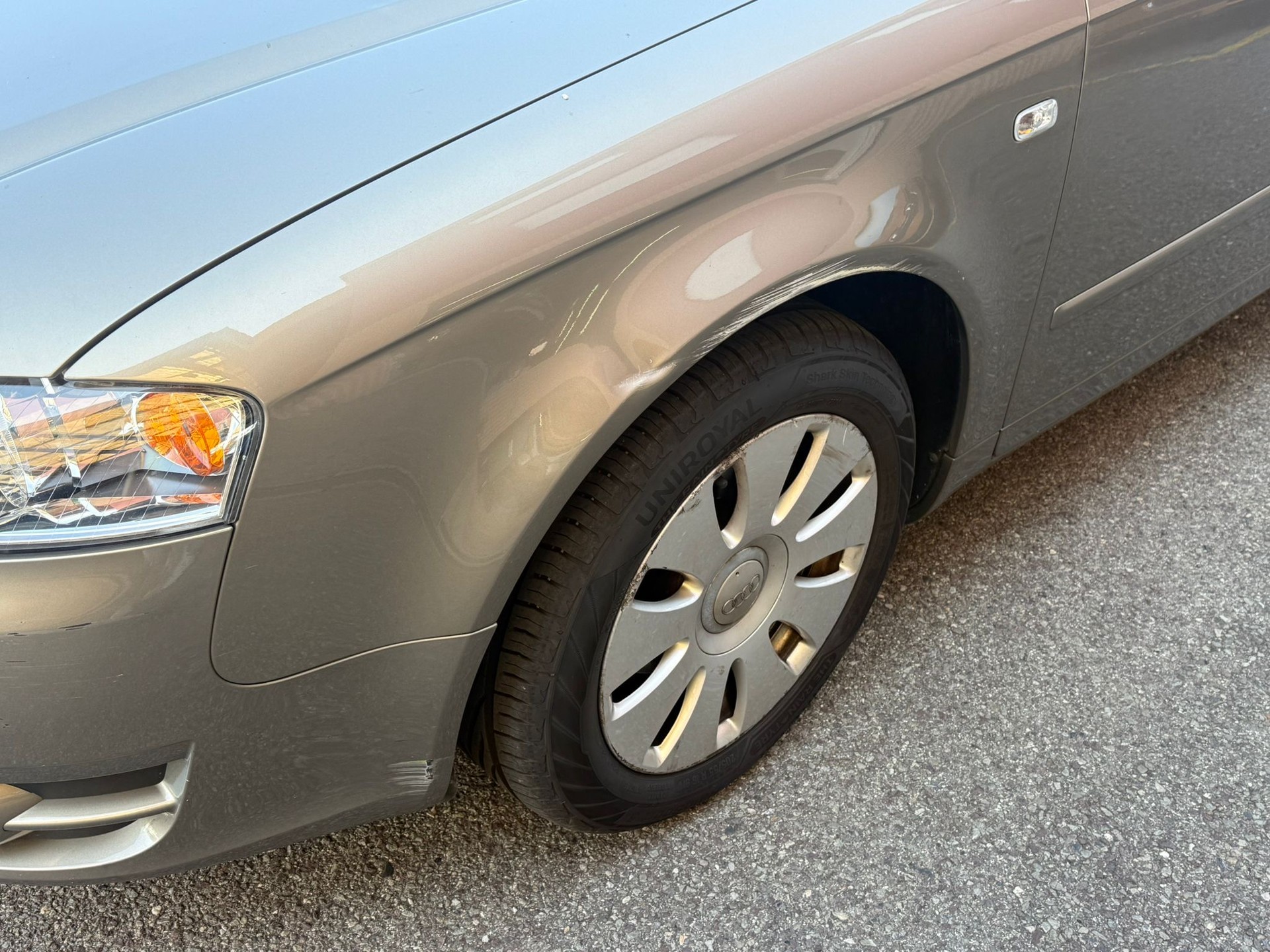 AUDI A4 Avant 2.0-image-9