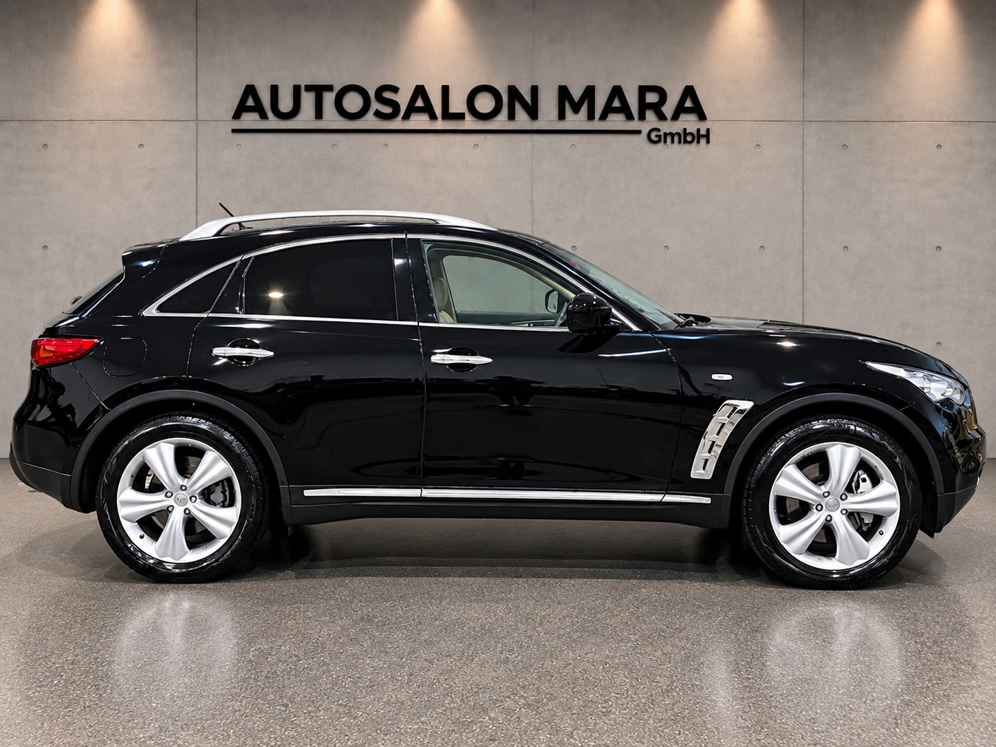 INFINITI FX37 GT Premium AWD Automatic-image-7