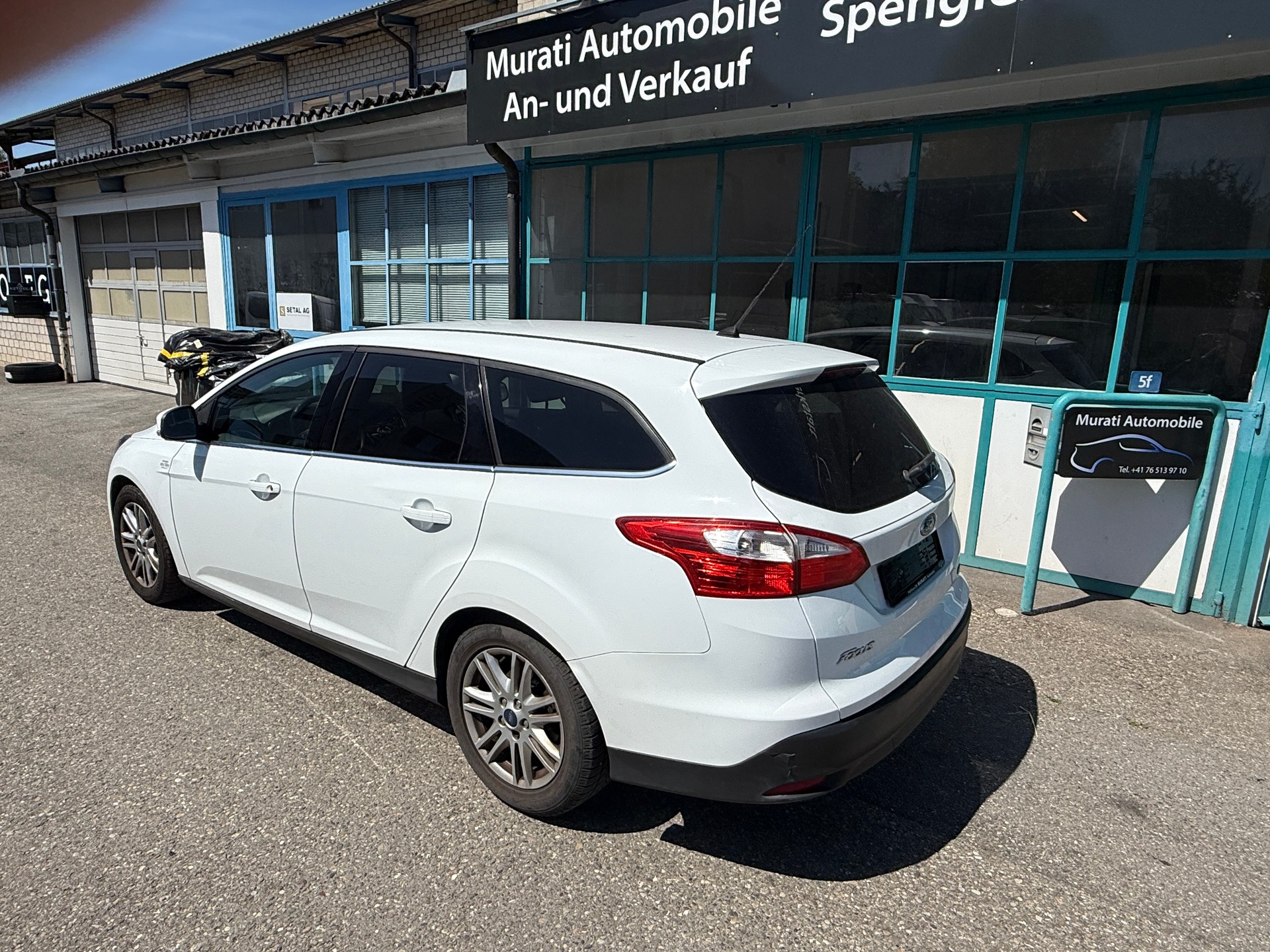 FORD Focus 1.0 SCTi Carving-image-2