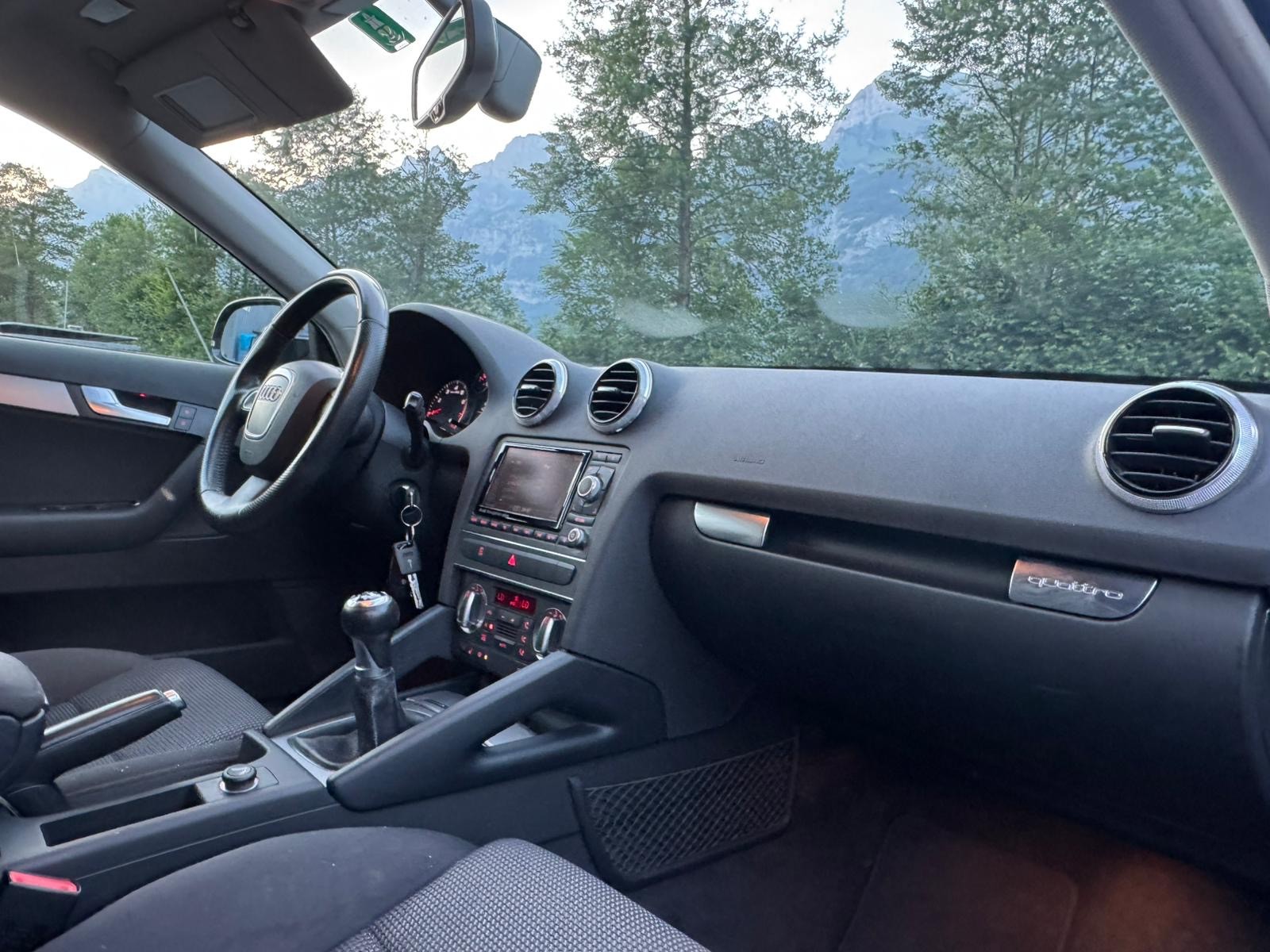AUDI A3 Sportback 1.8 TFSI Style quattro-image-11