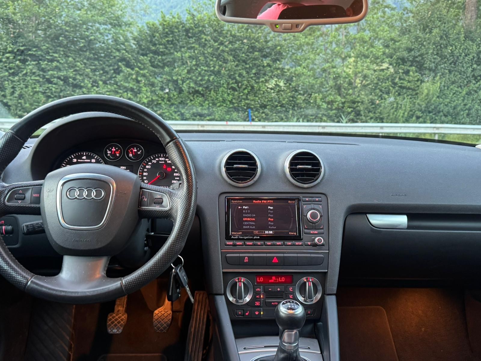 AUDI A3 Sportback 1.8 TFSI Style quattro-image-7