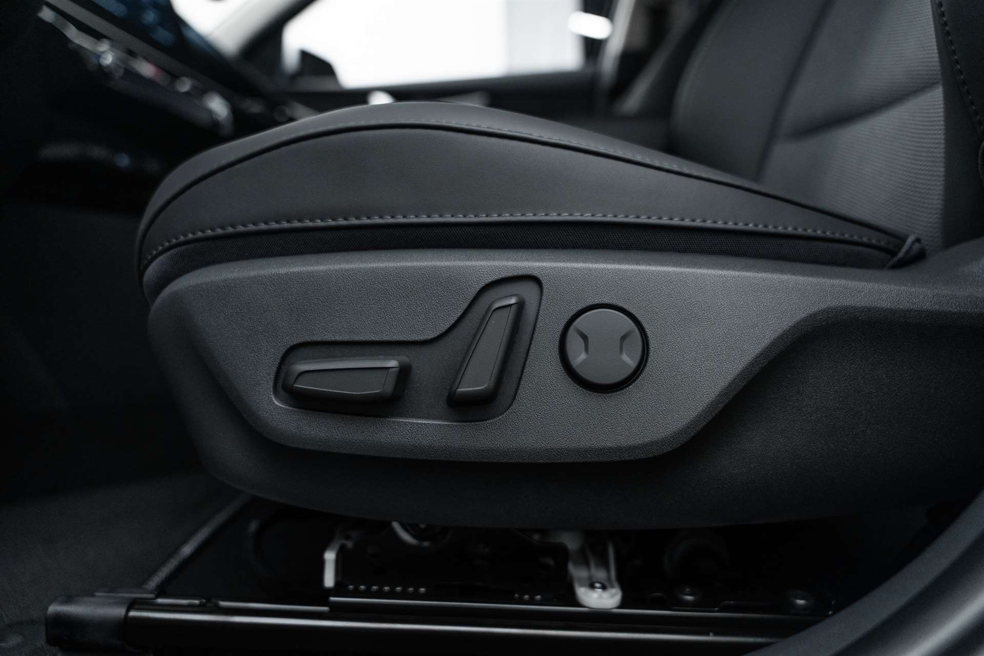 KIA Niro EV 64,8 kWh Light Advanced 204PS Automat-image-13