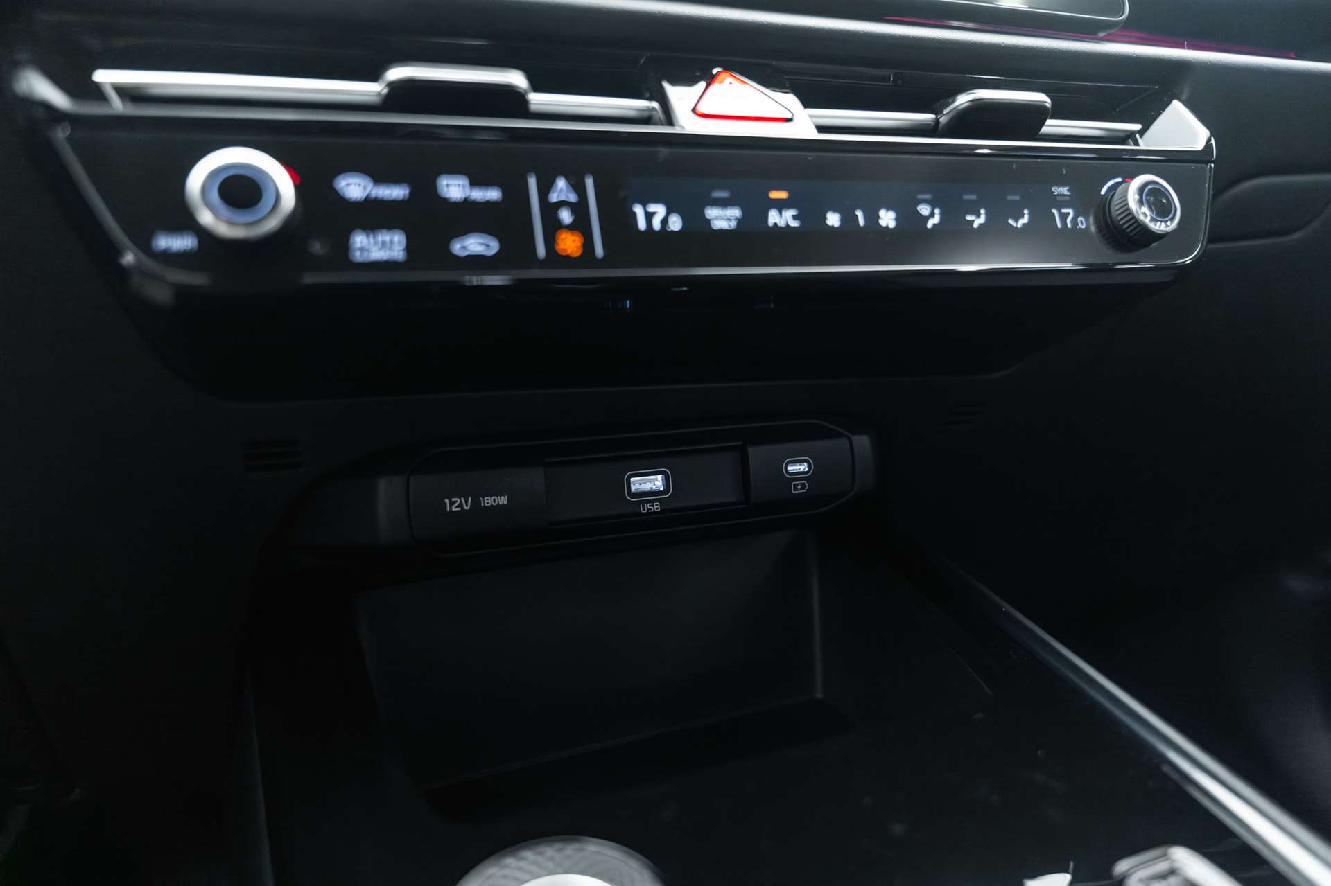KIA Niro EV 64,8 kWh Light Advanced 204PS Automat-image-22