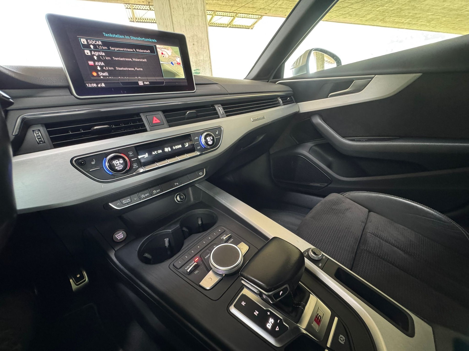 AUDI S4 Avant 3.0 TFSI quattro tiptronic-image-20