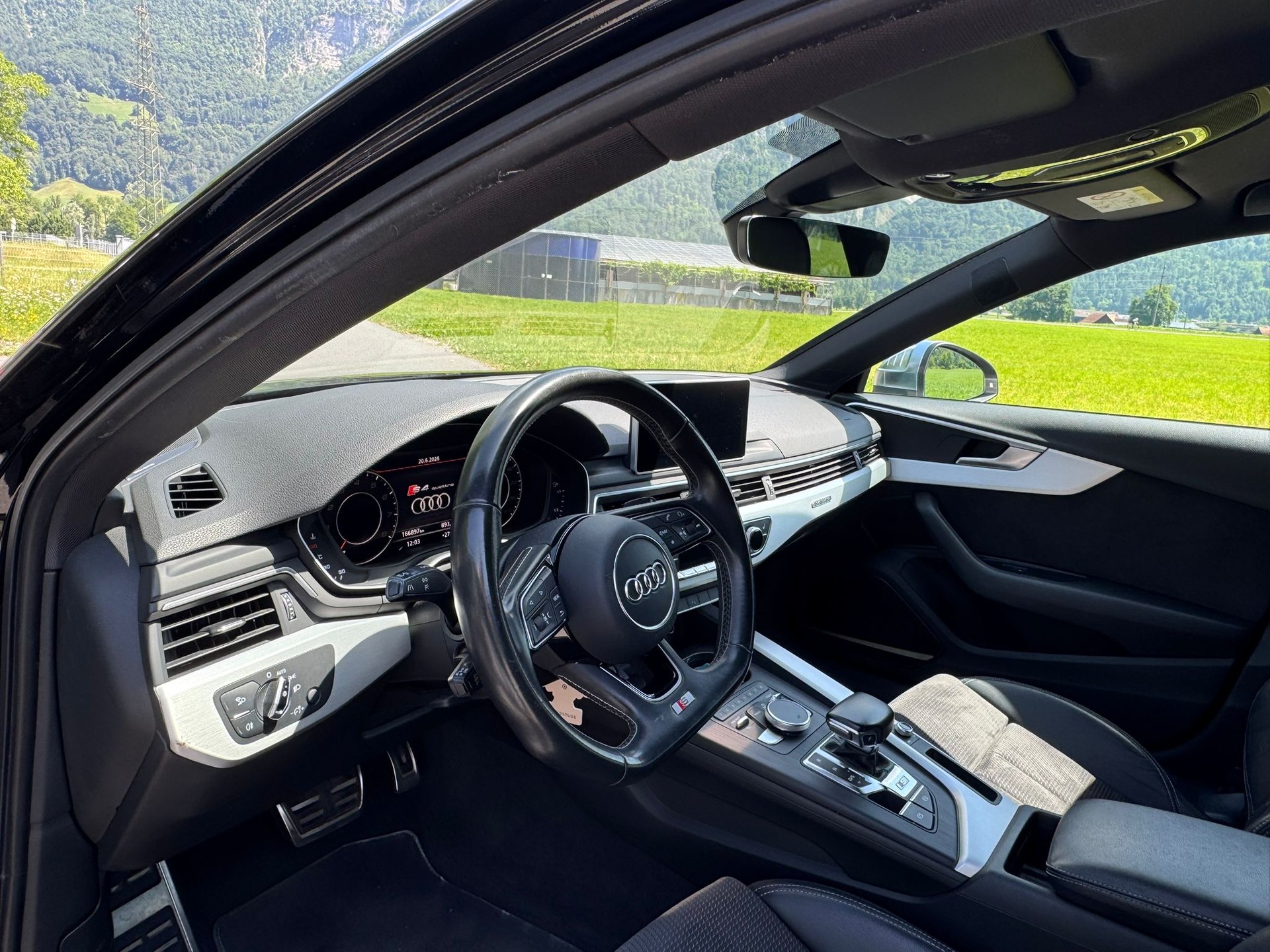 AUDI S4 Avant 3.0 TFSI quattro tiptronic-image-19