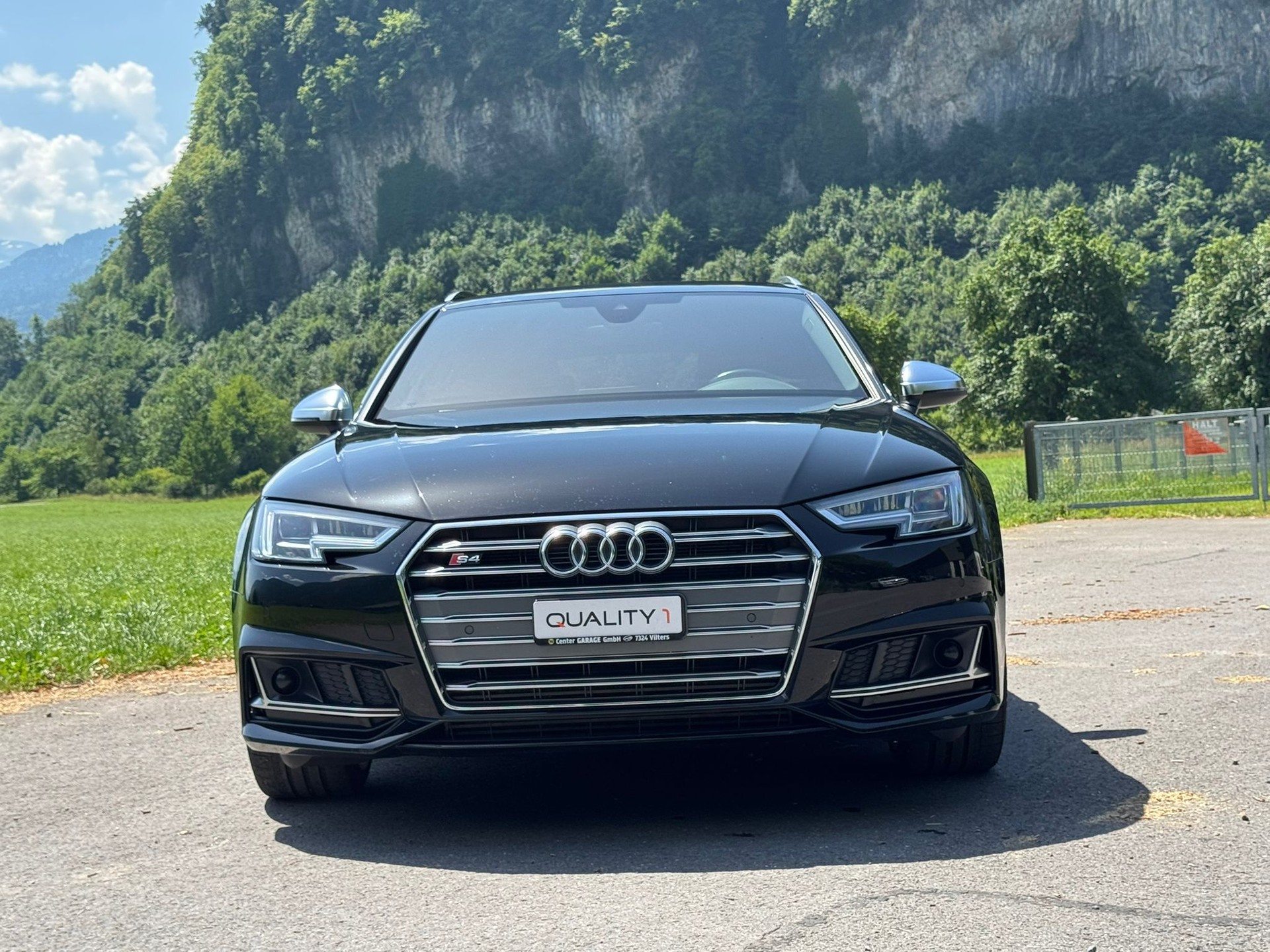 AUDI S4 Avant 3.0 TFSI quattro tiptronic-image-1