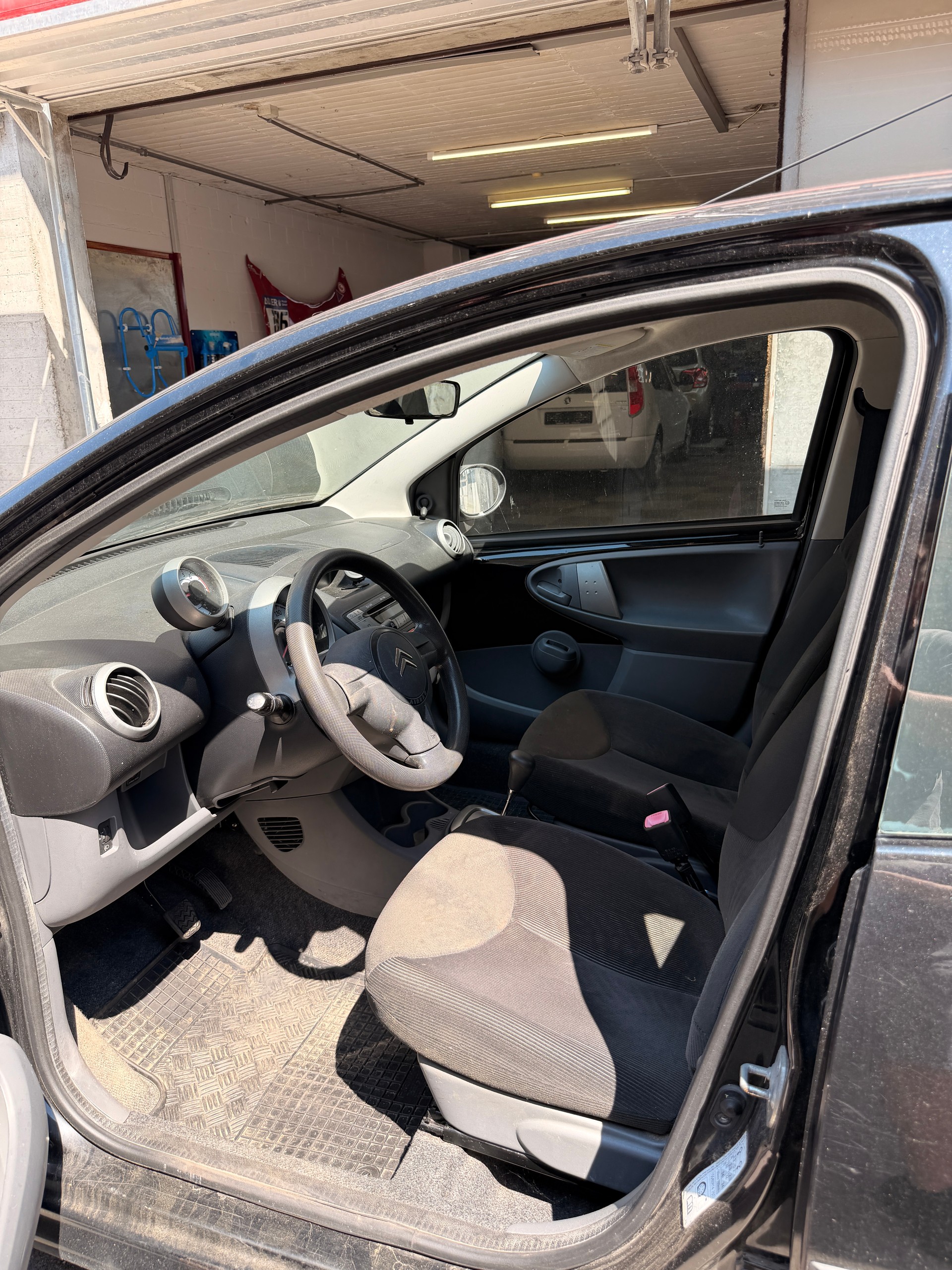 CITROEN 1.0i-image-2