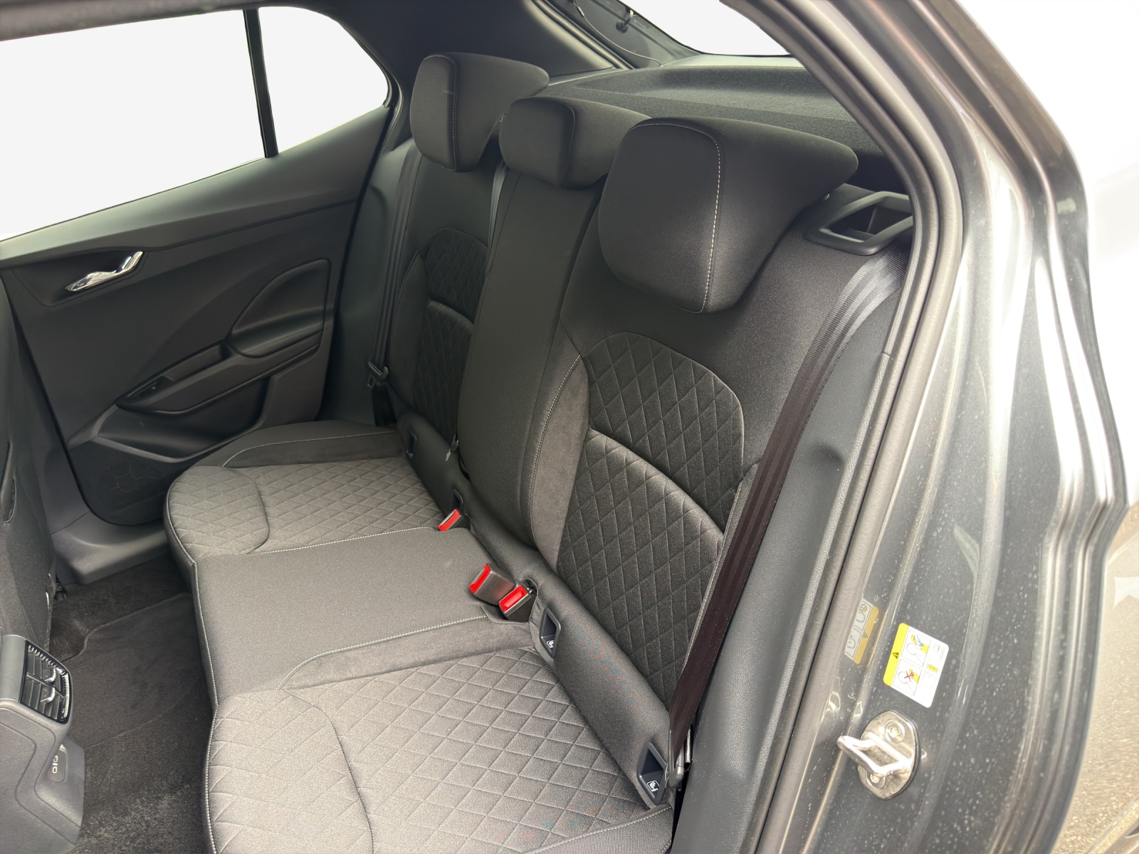 SKODA Fabia Dynamic DY 1.0 TSI 115 PS 7DSG-image-11