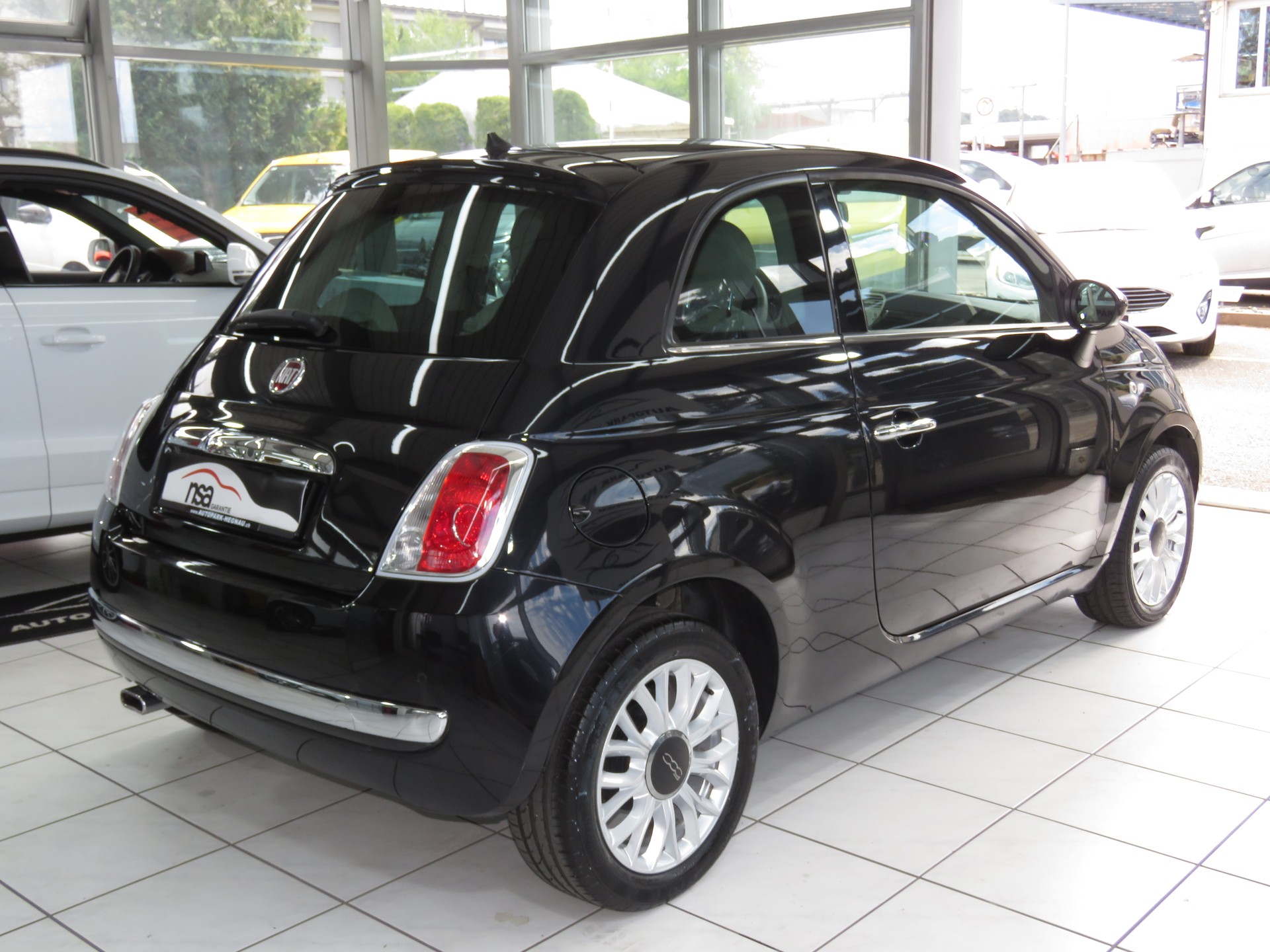 FIAT 500 1.2 Lounge-showroom-element-3