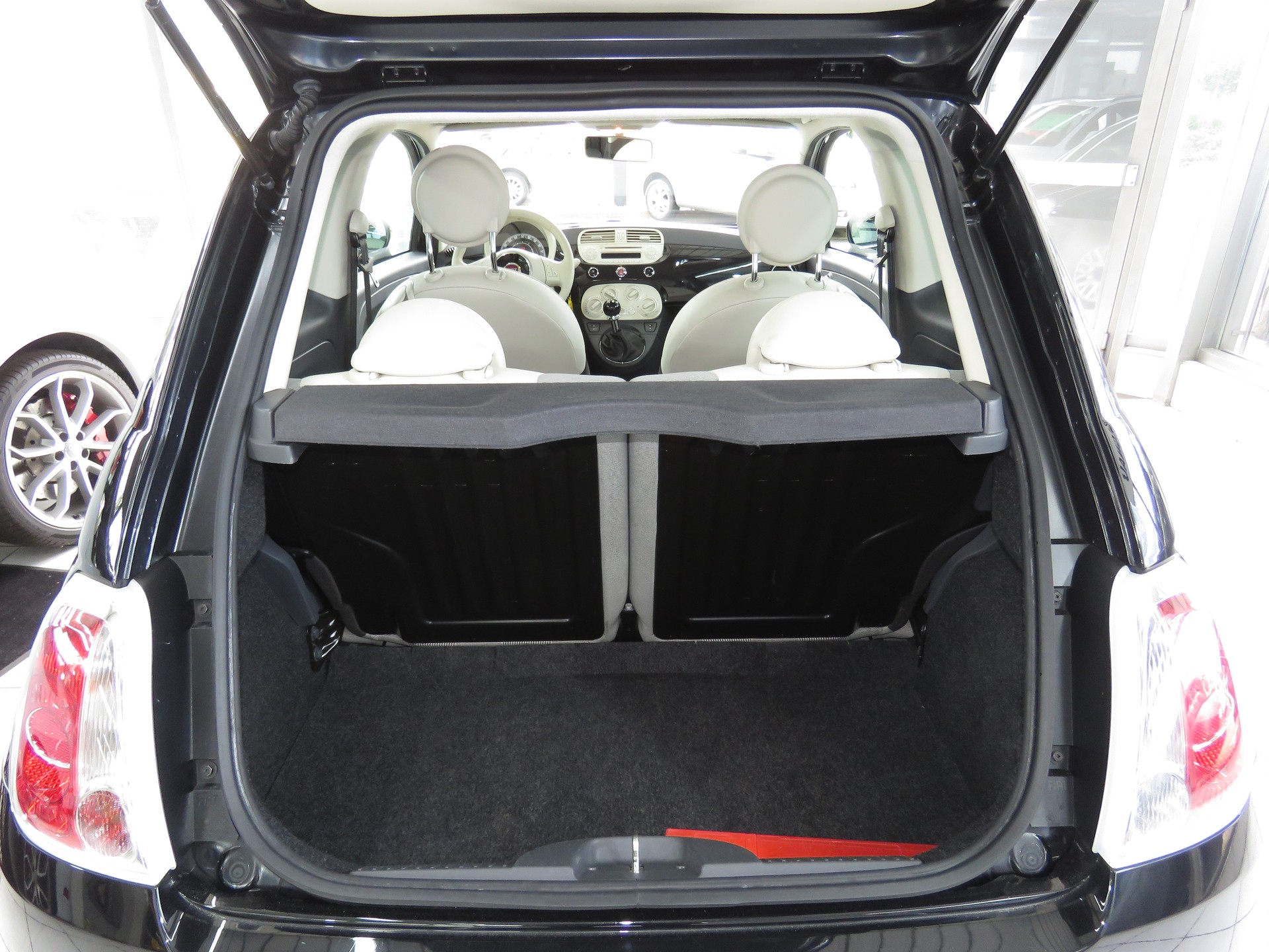 FIAT 500 1.2 Lounge-image-9