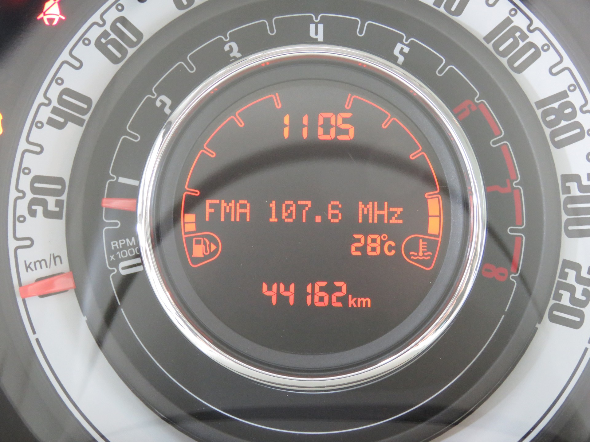 FIAT 500 1.2 Lounge-image-15